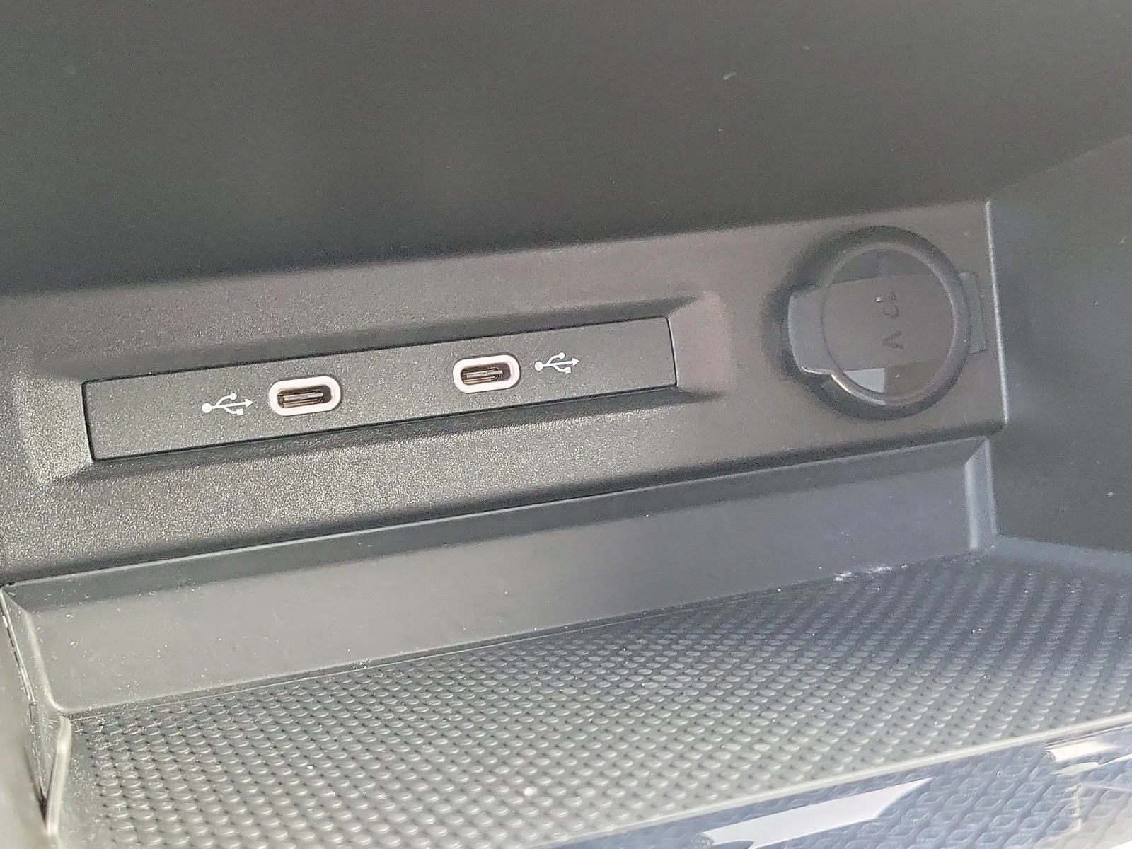 2025 Volkswagen Taos S photo 27