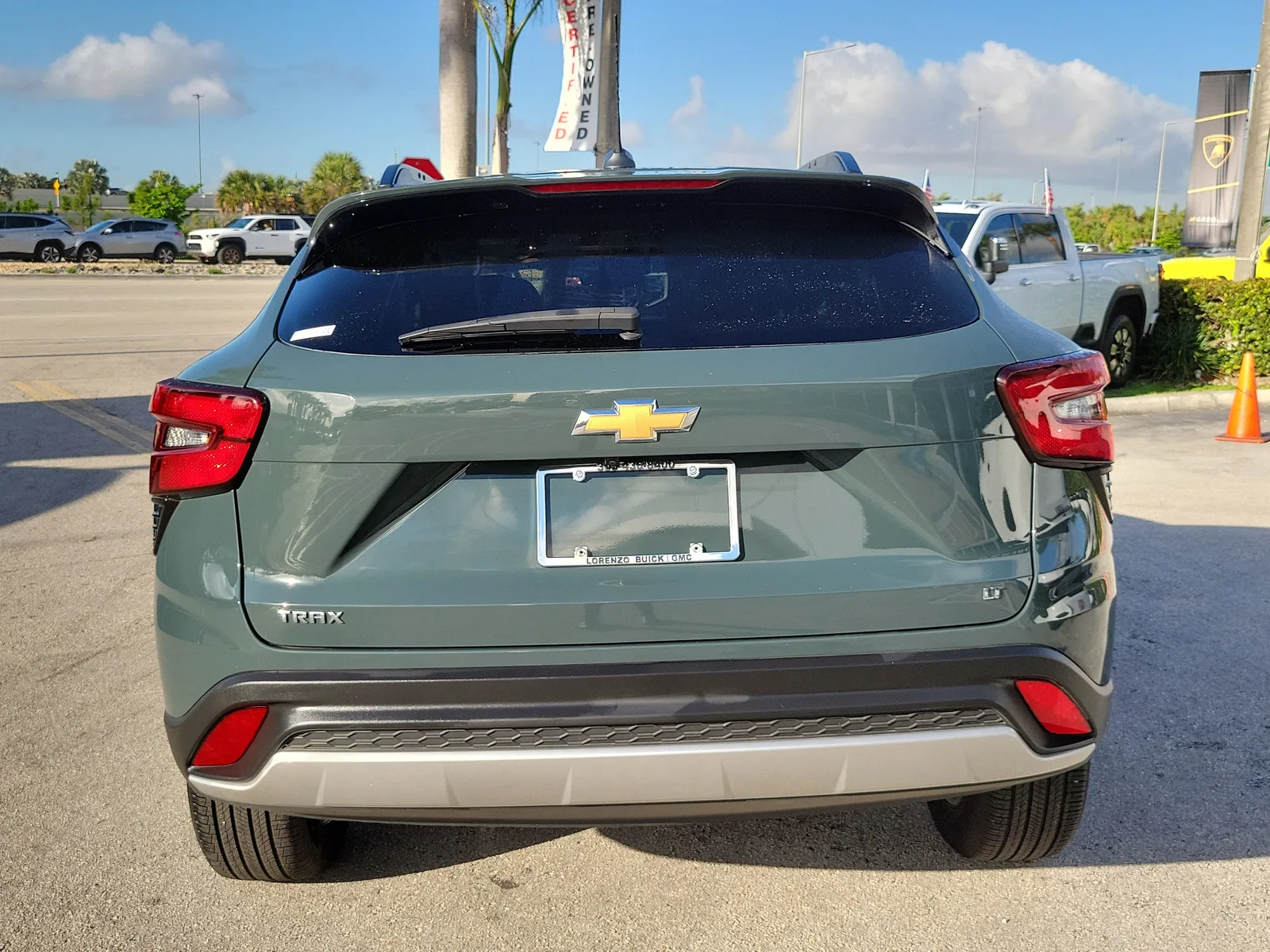 2025 Chevrolet Trax LT photo 6