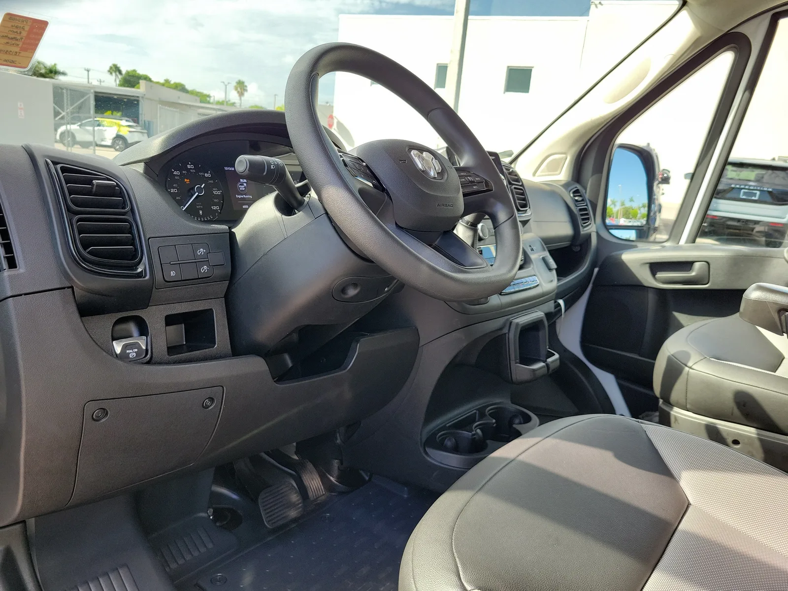 2026 RAM ProMaster Cargo Van Tradesman photo 9