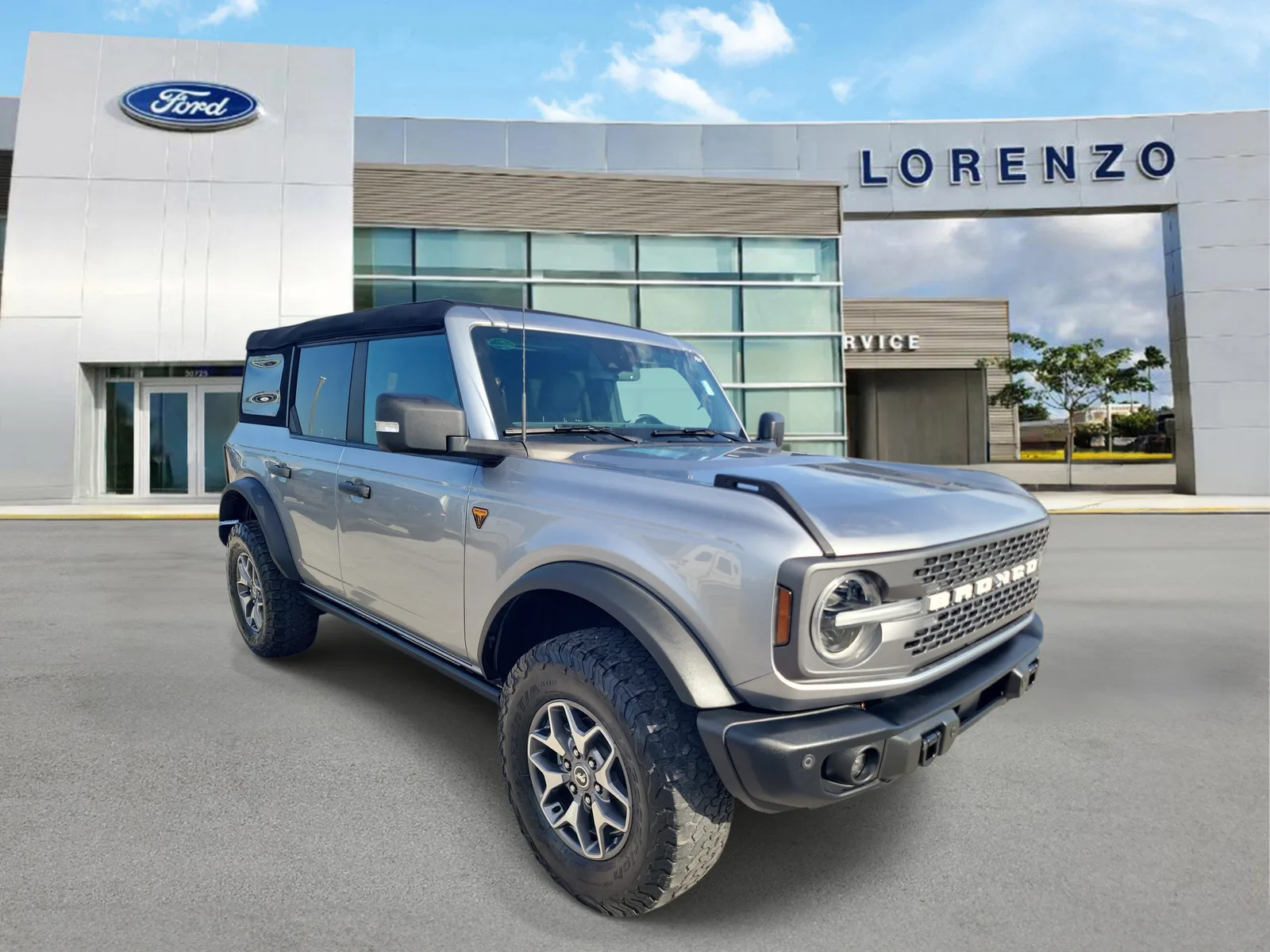 2023 Ford Bronco Badlands 4WD photo 3