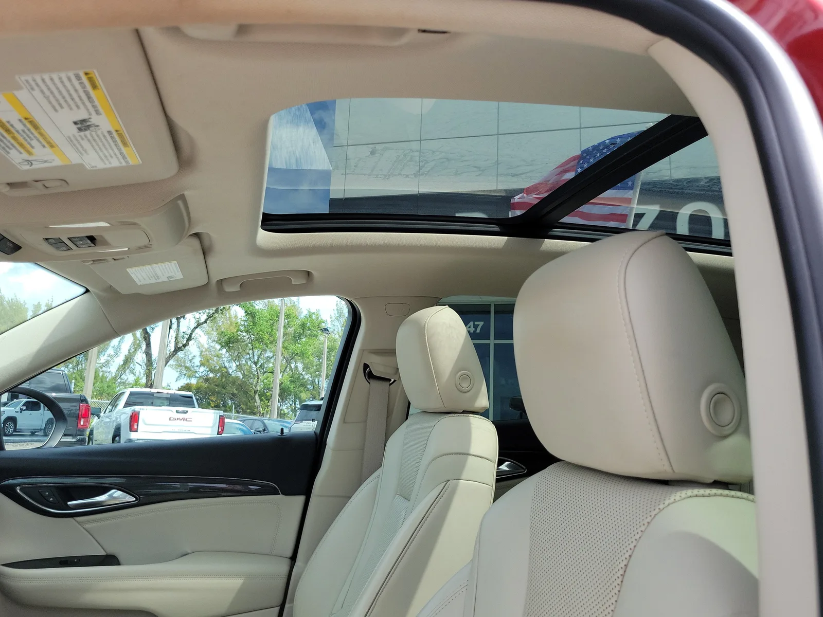 2022 Buick Envision Essence photo 11