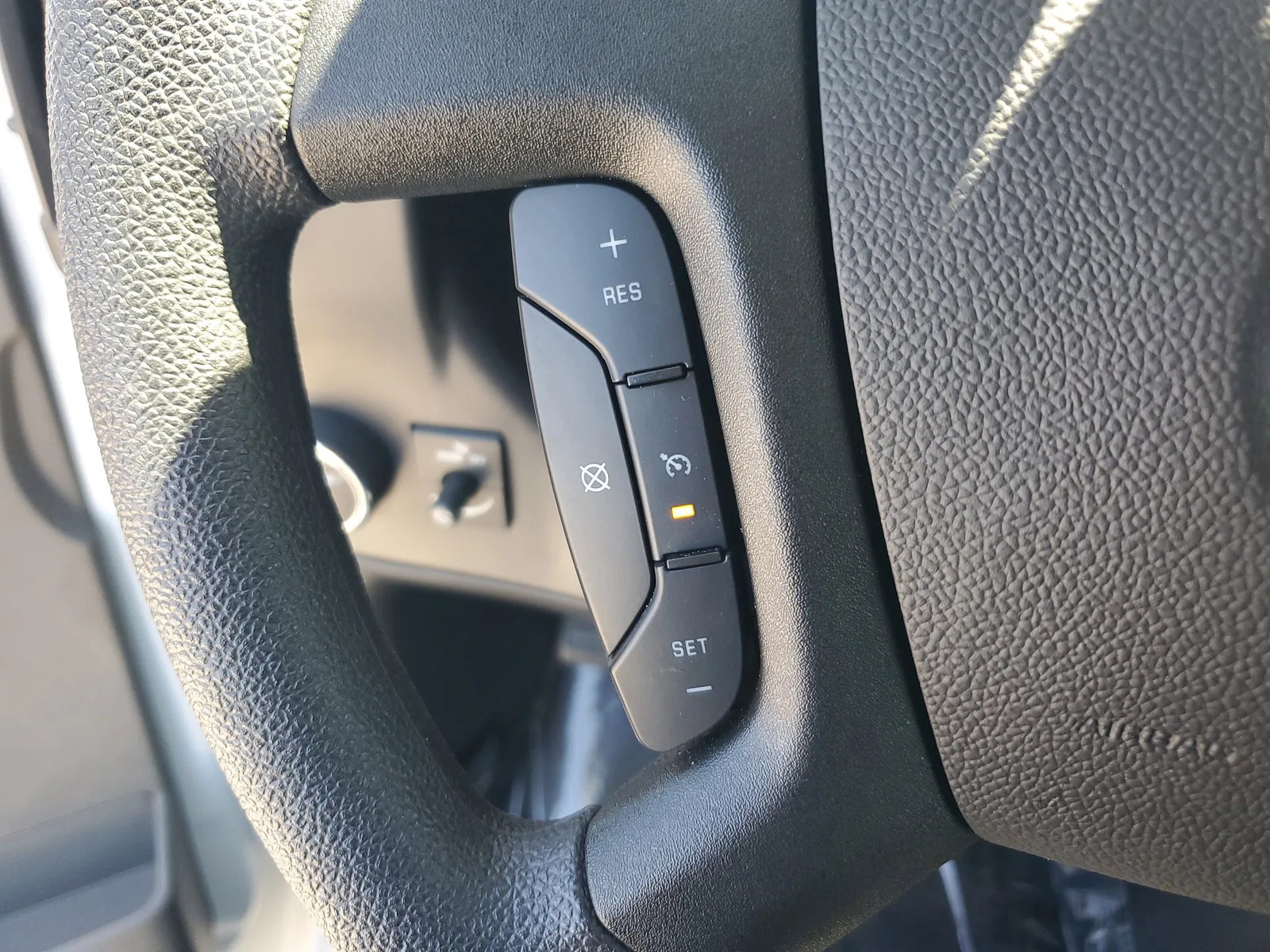 2025 Chevrolet Express Passenger LT photo 22