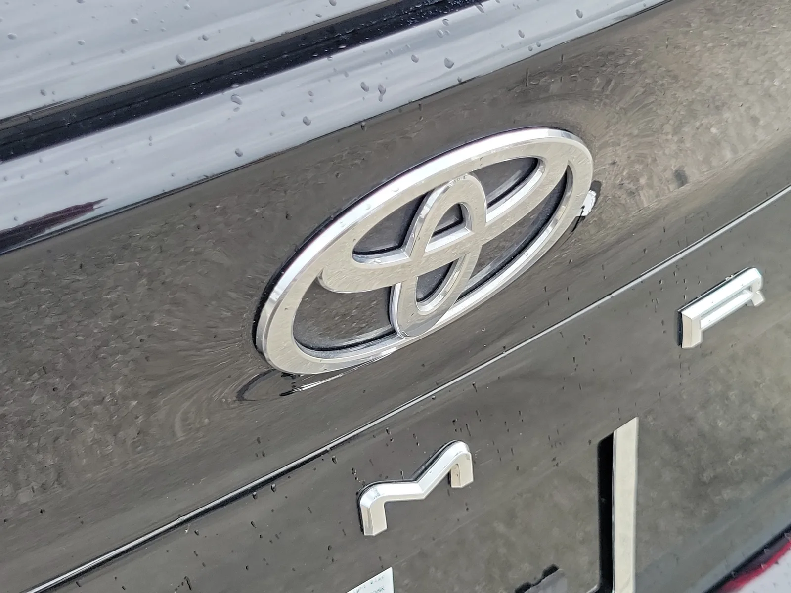 2025 Toyota Camry LE photo 29