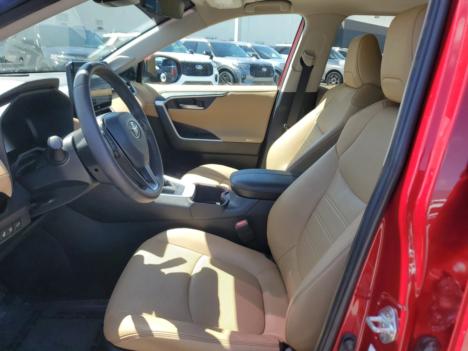 2023 Toyota RAV4 Limited photo 12