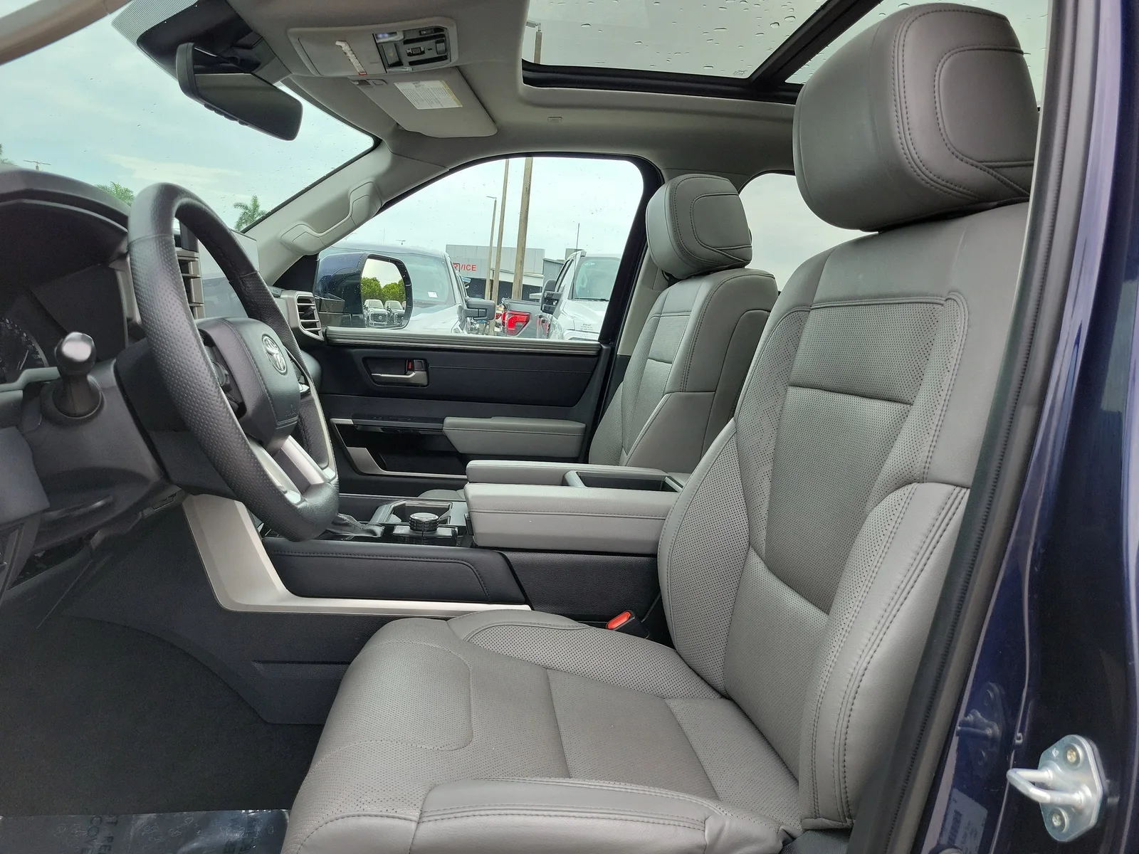 2023 Toyota Tundra 2WD Limited photo 10