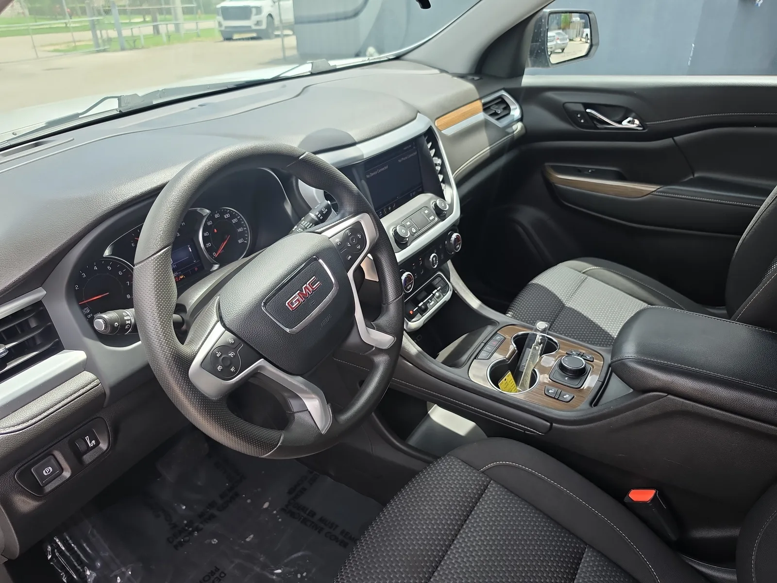 2022 GMC Acadia SLE photo 7