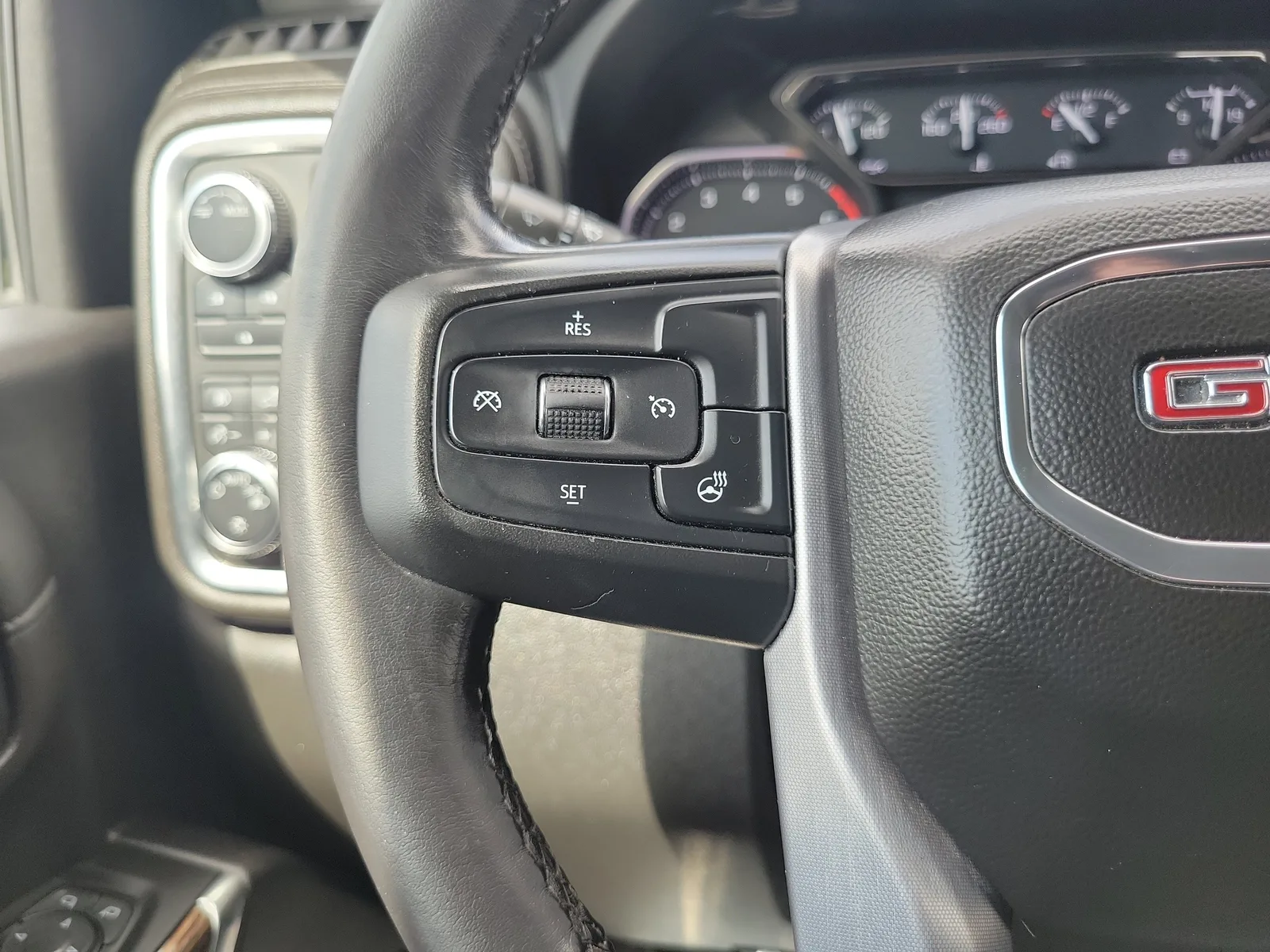 2022 GMC Sierra 2500 HD SLE photo 17