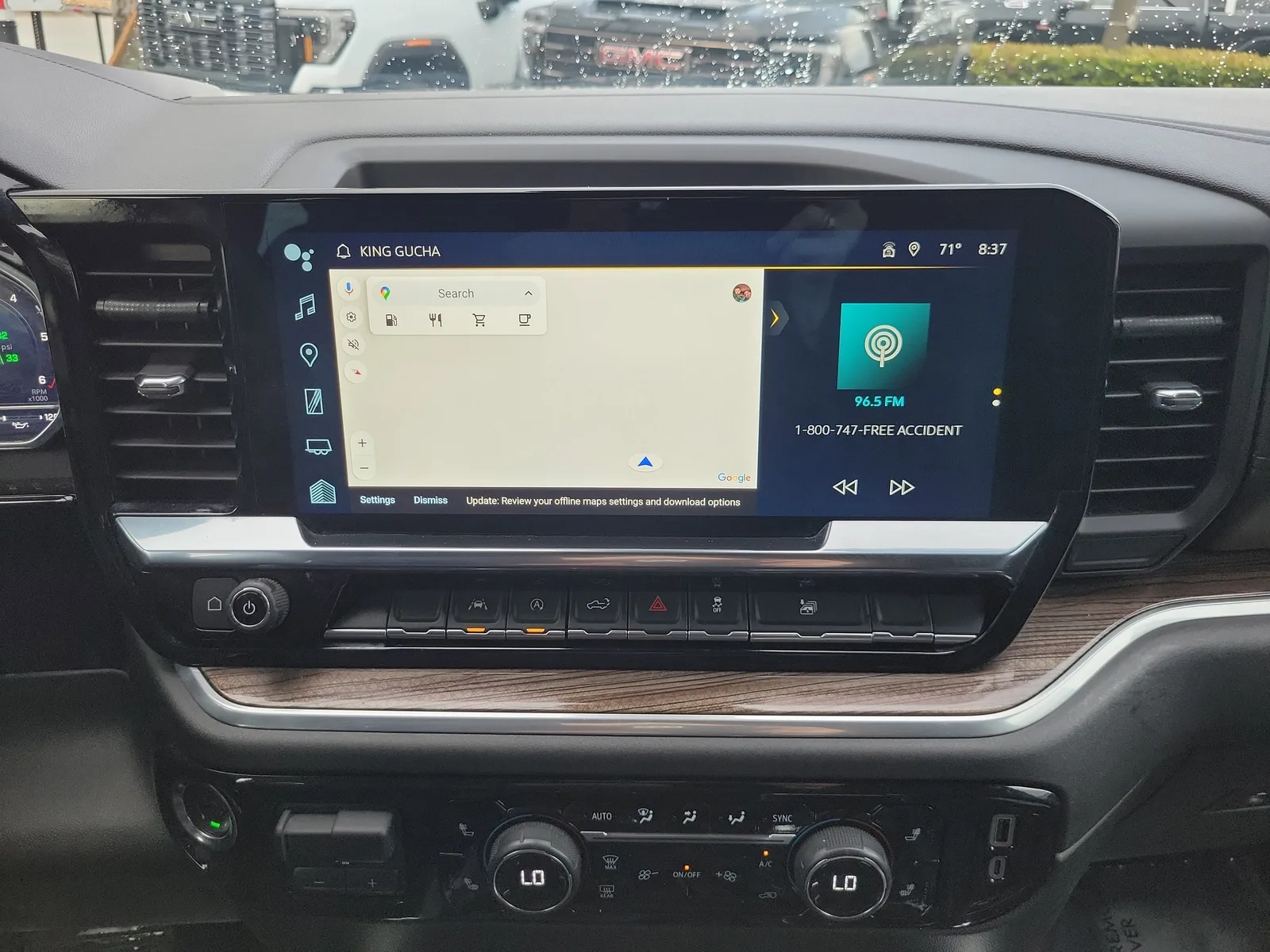 2024 Chevrolet Silverado 1500 RST photo 10