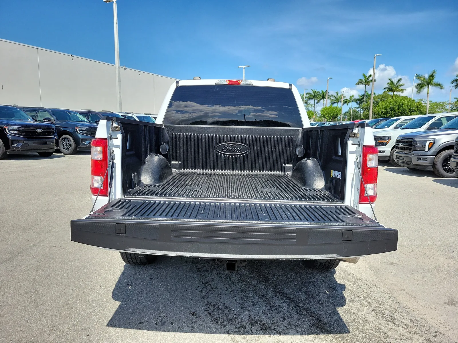 2023 Ford F-150 XL photo 12