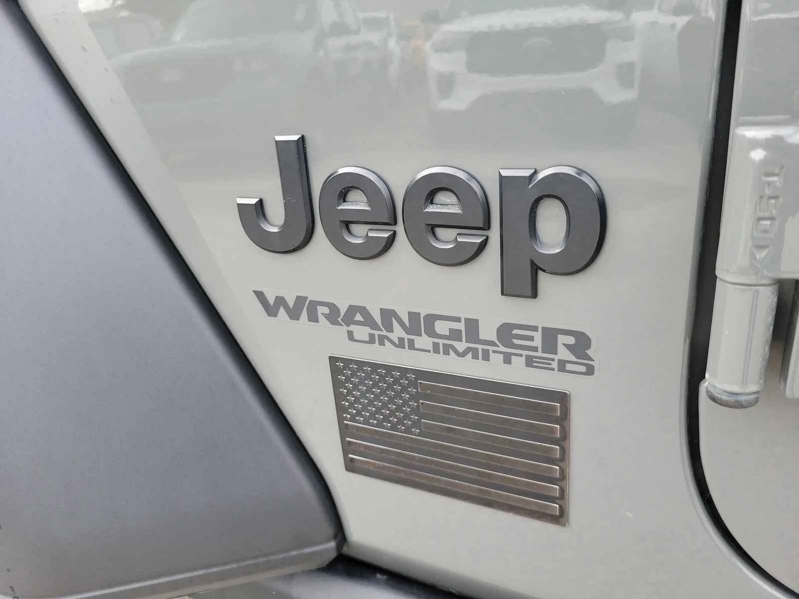 2020 Jeep Wrangler Unlimited Willys 4WD Diesel photo 11