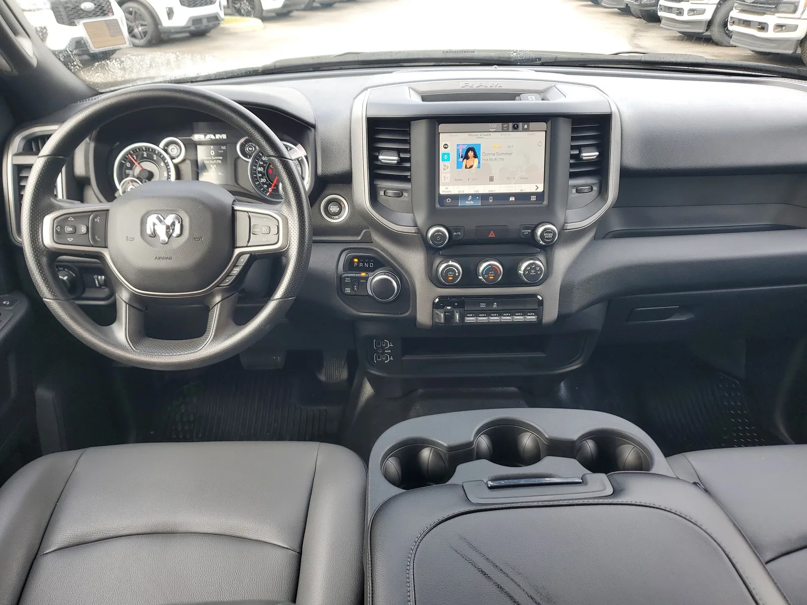 2024 RAM 3500 Tradesman 4WD photo 15
