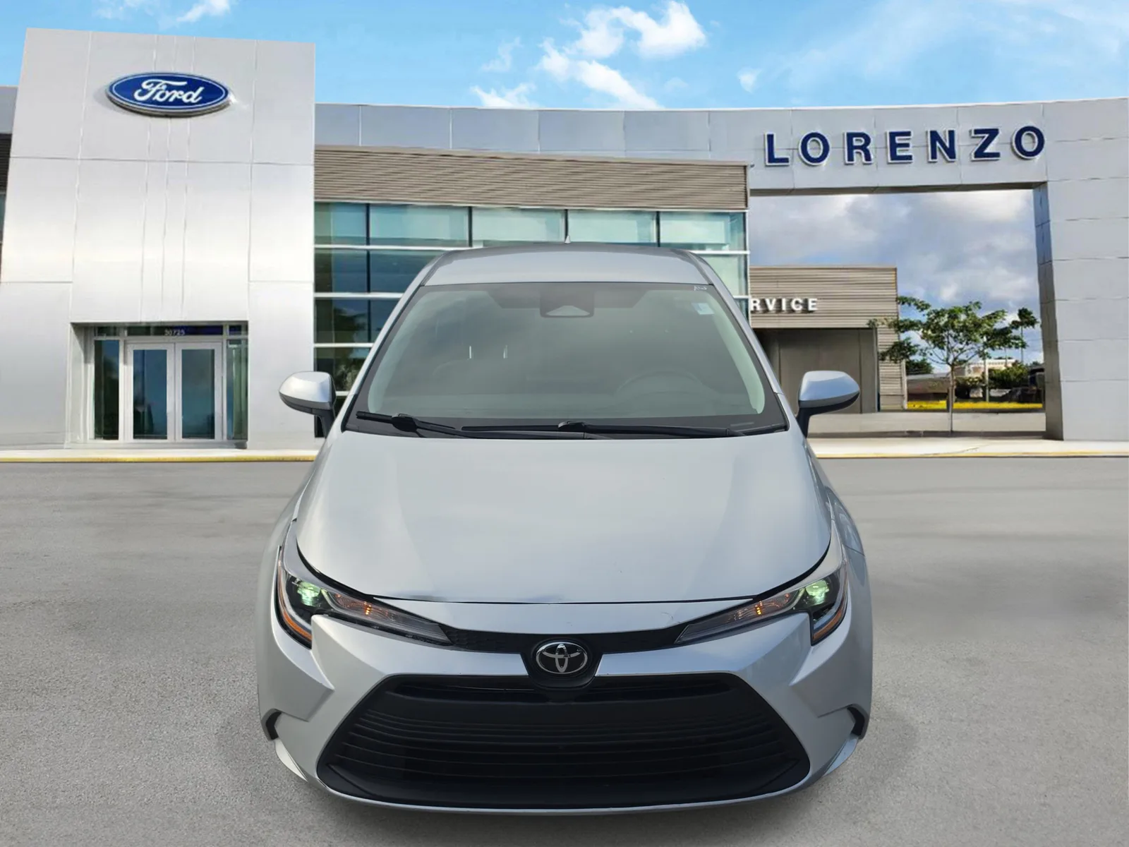 2024 Toyota Corolla LE photo 2