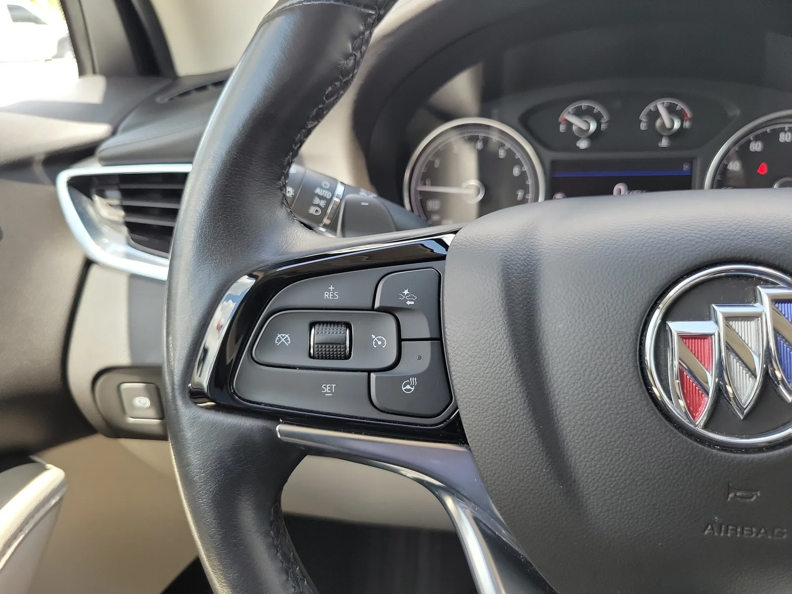 2024 Buick Enclave Essence photo 21