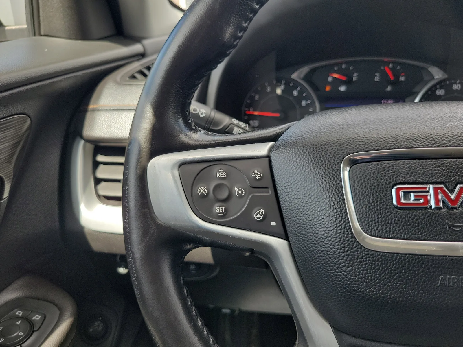 2020 GMC Terrain SLT 4WD photo 22