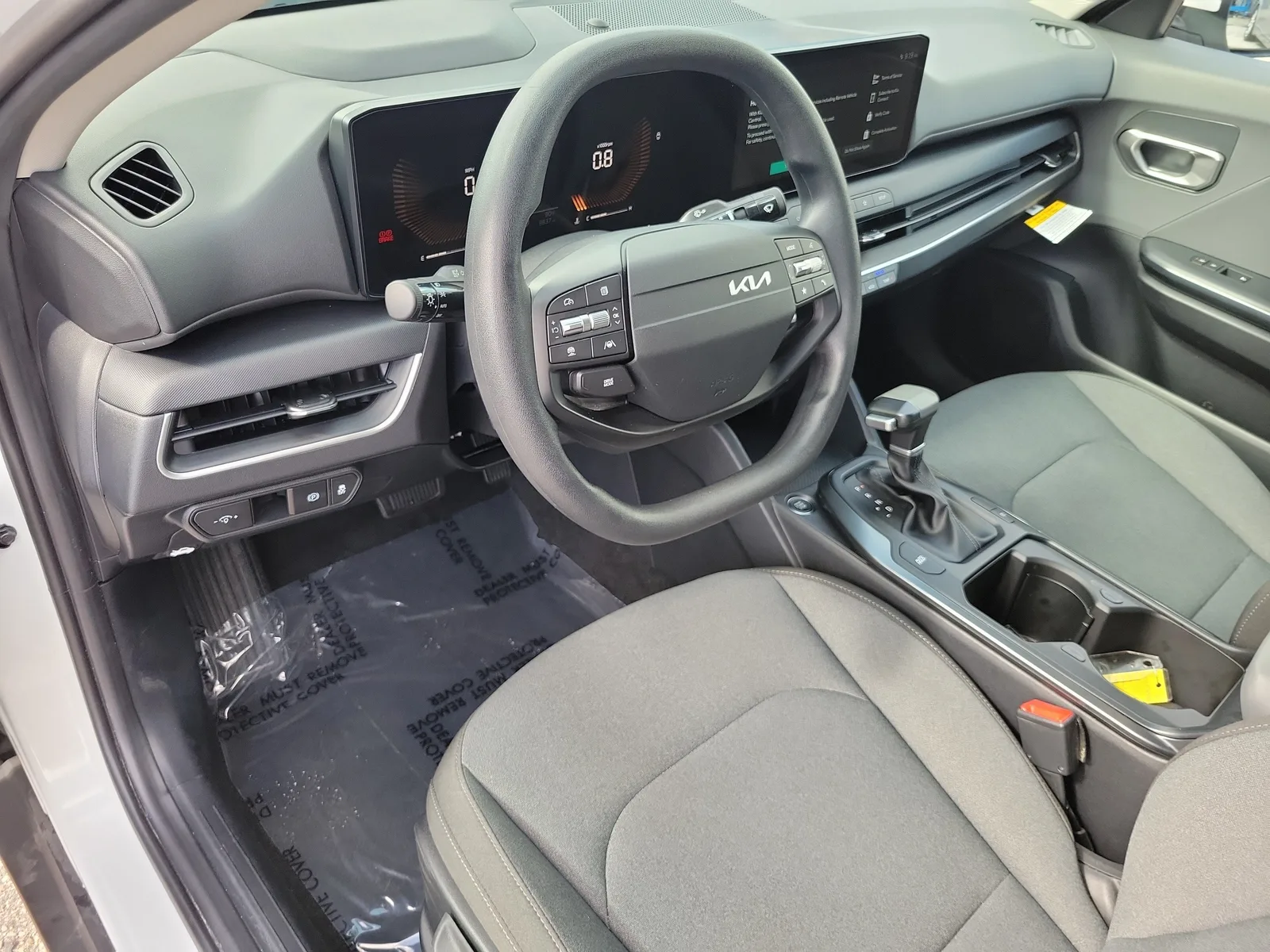 2025 Kia K4 LXS photo 9