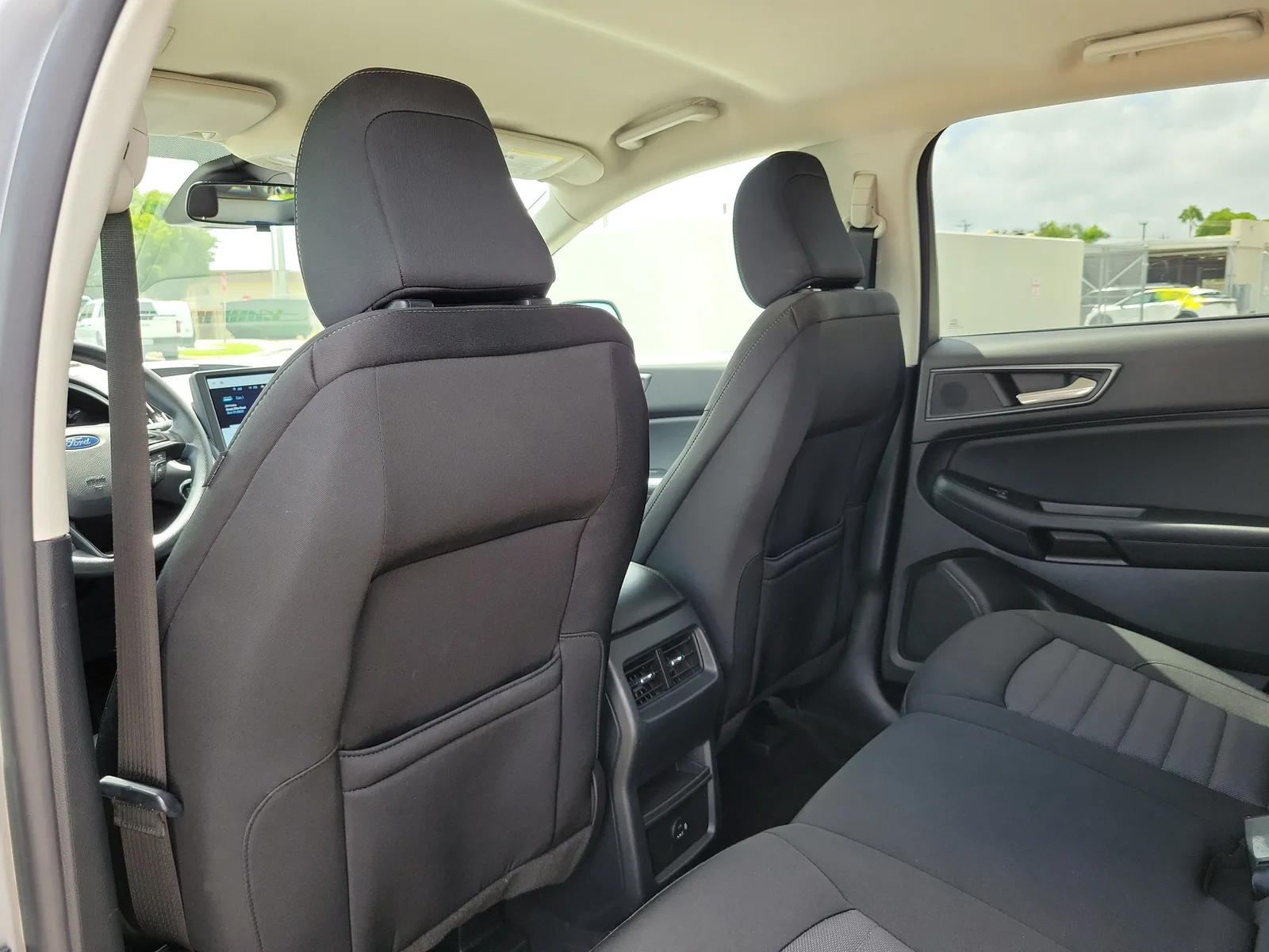 2022 Ford Edge SE 4WD photo 14