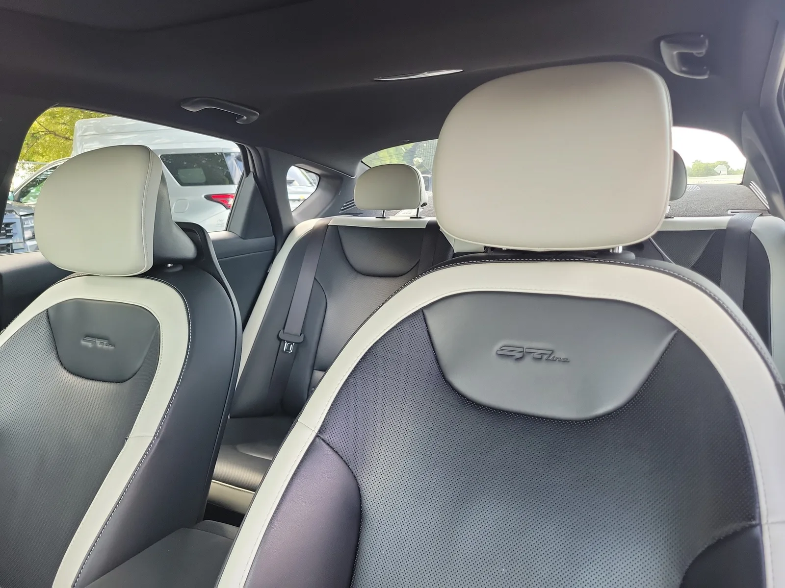 2025 Kia K4 GT-Line Turbo photo 21