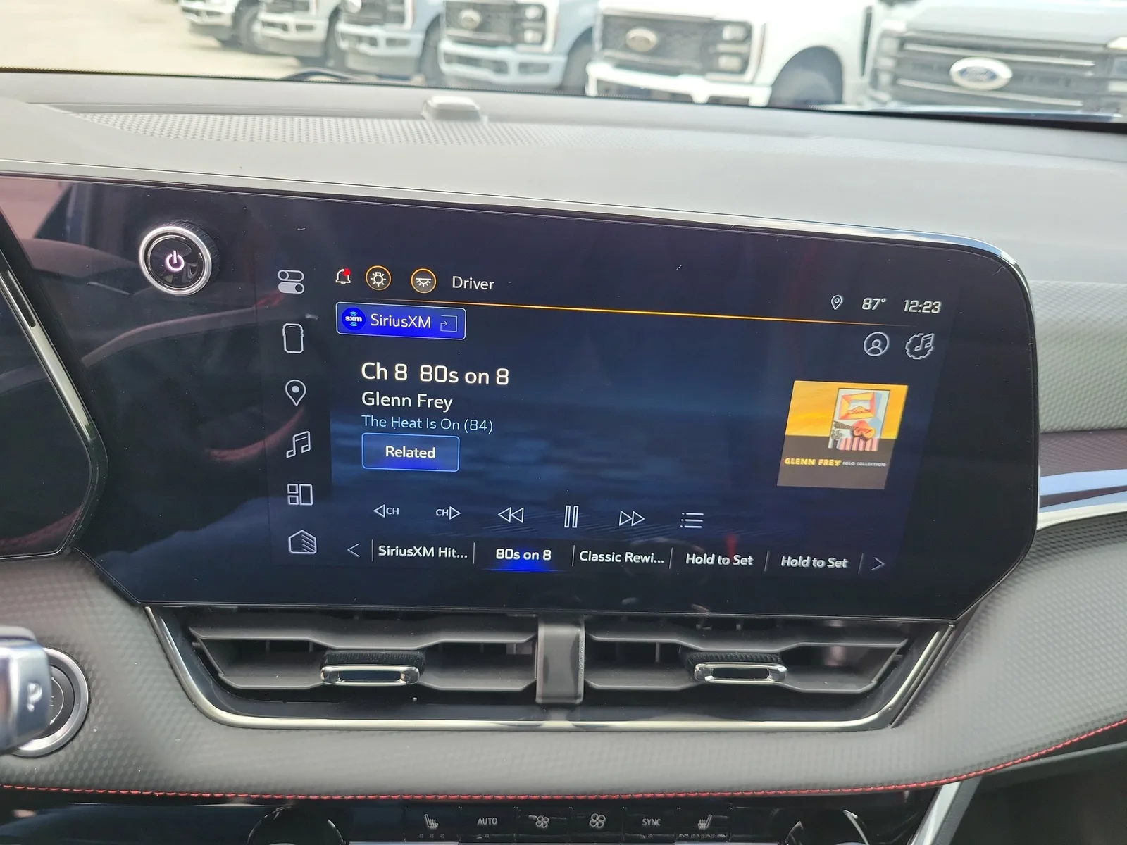 2025 Chevrolet Equinox FWD RS photo 24