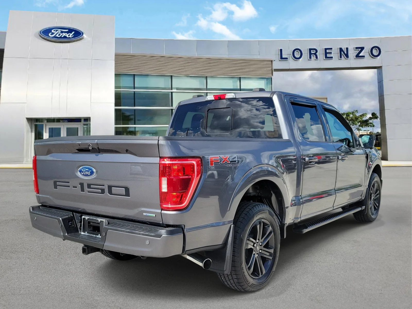 2021 Ford F-150 XLT 4WD photo 5