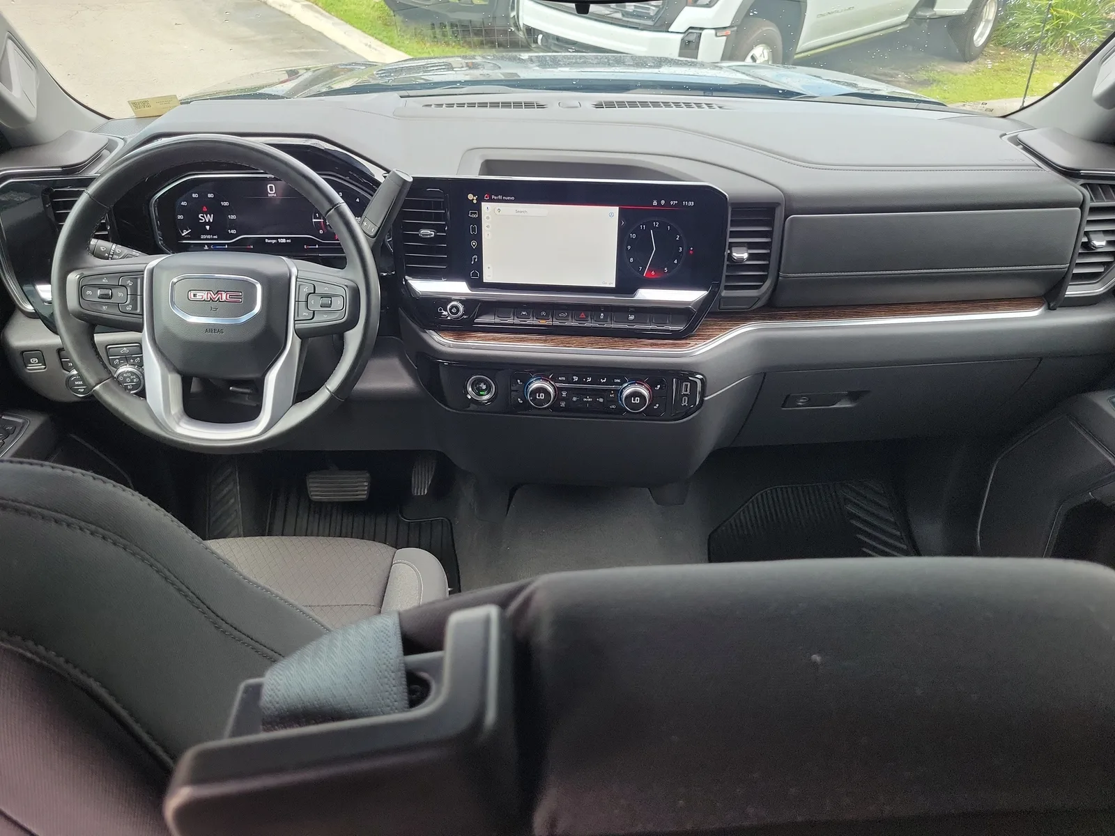 2024 GMC Sierra 1500 Elevation photo 14