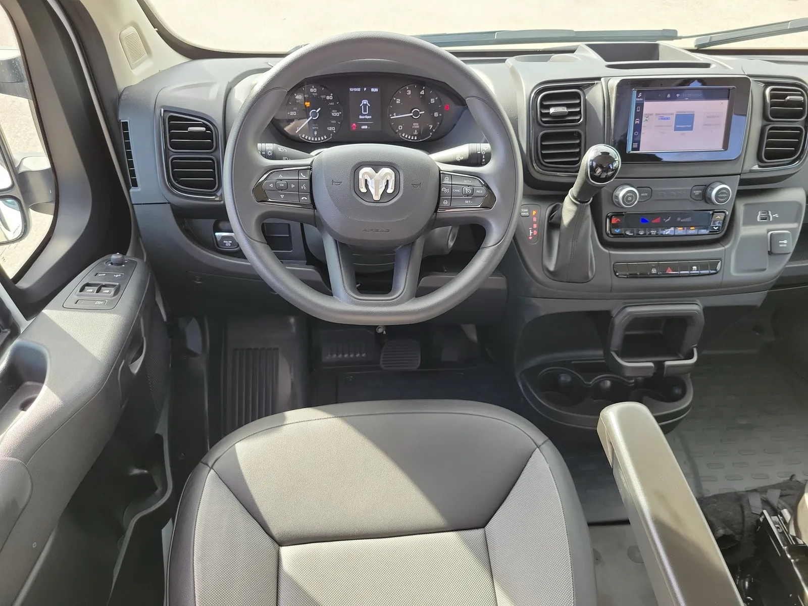 2026 RAM ProMaster Cargo Van Tradesman photo 19