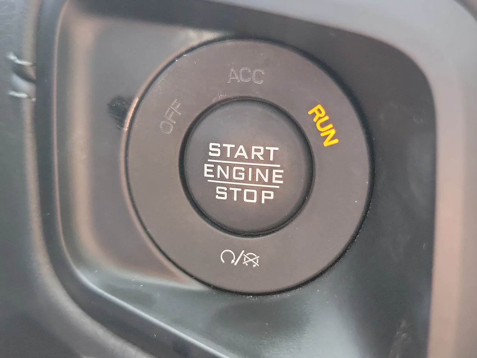 2025 Jeep Wrangler Sahara 4WD photo 22