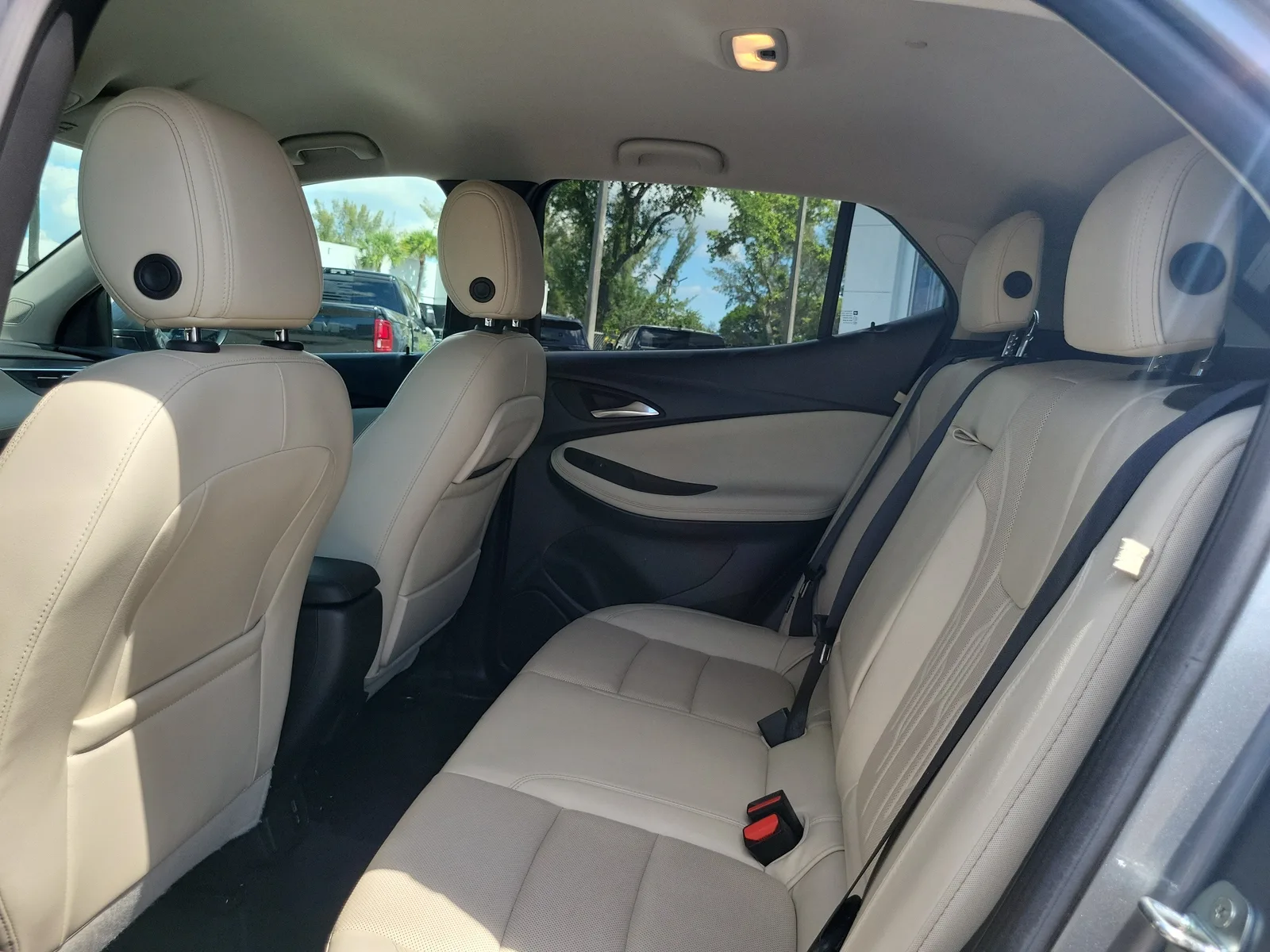 2024 Buick Encore GX Avenir photo 13