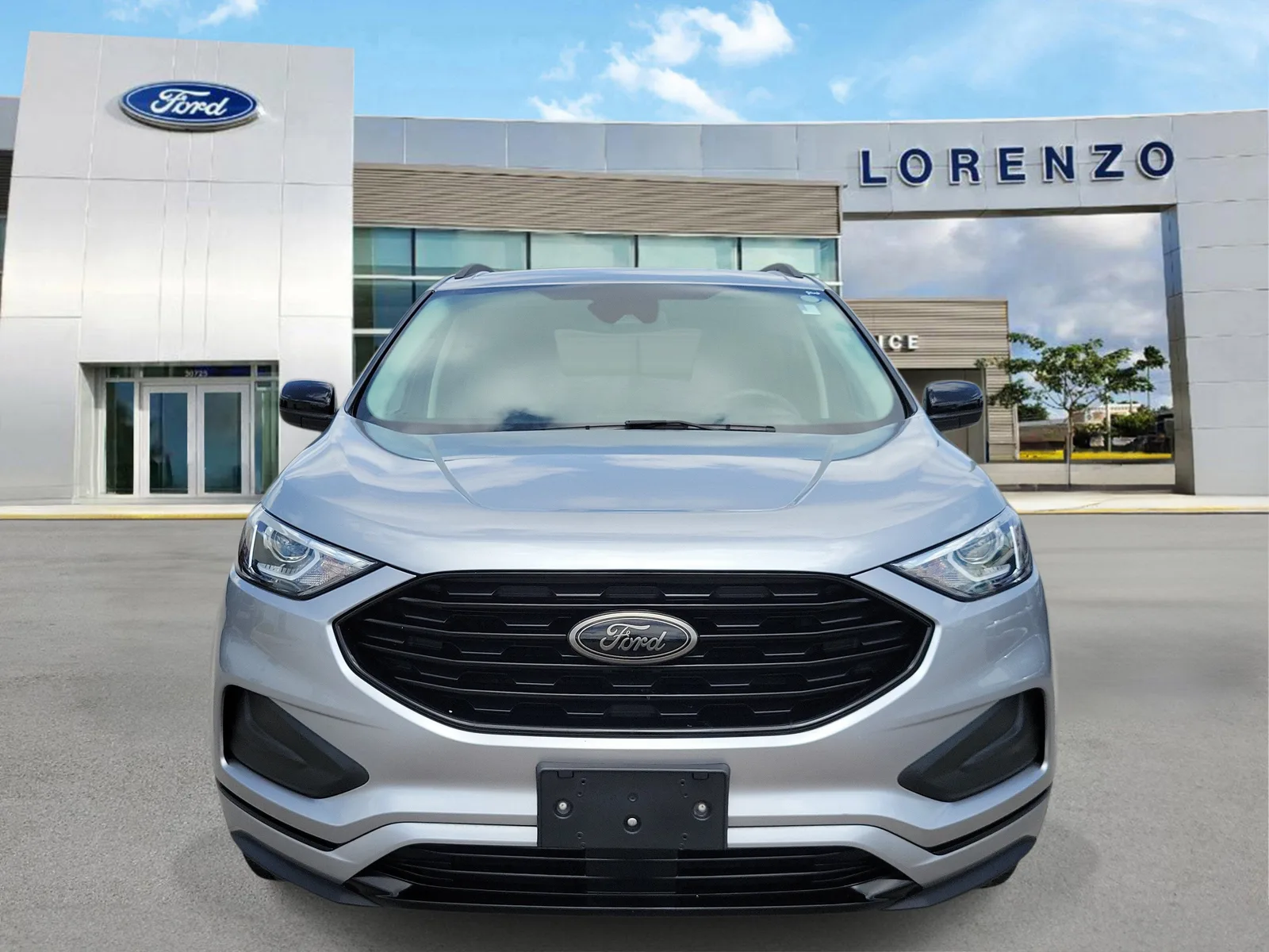 2022 Ford Edge SE 4WD photo 2