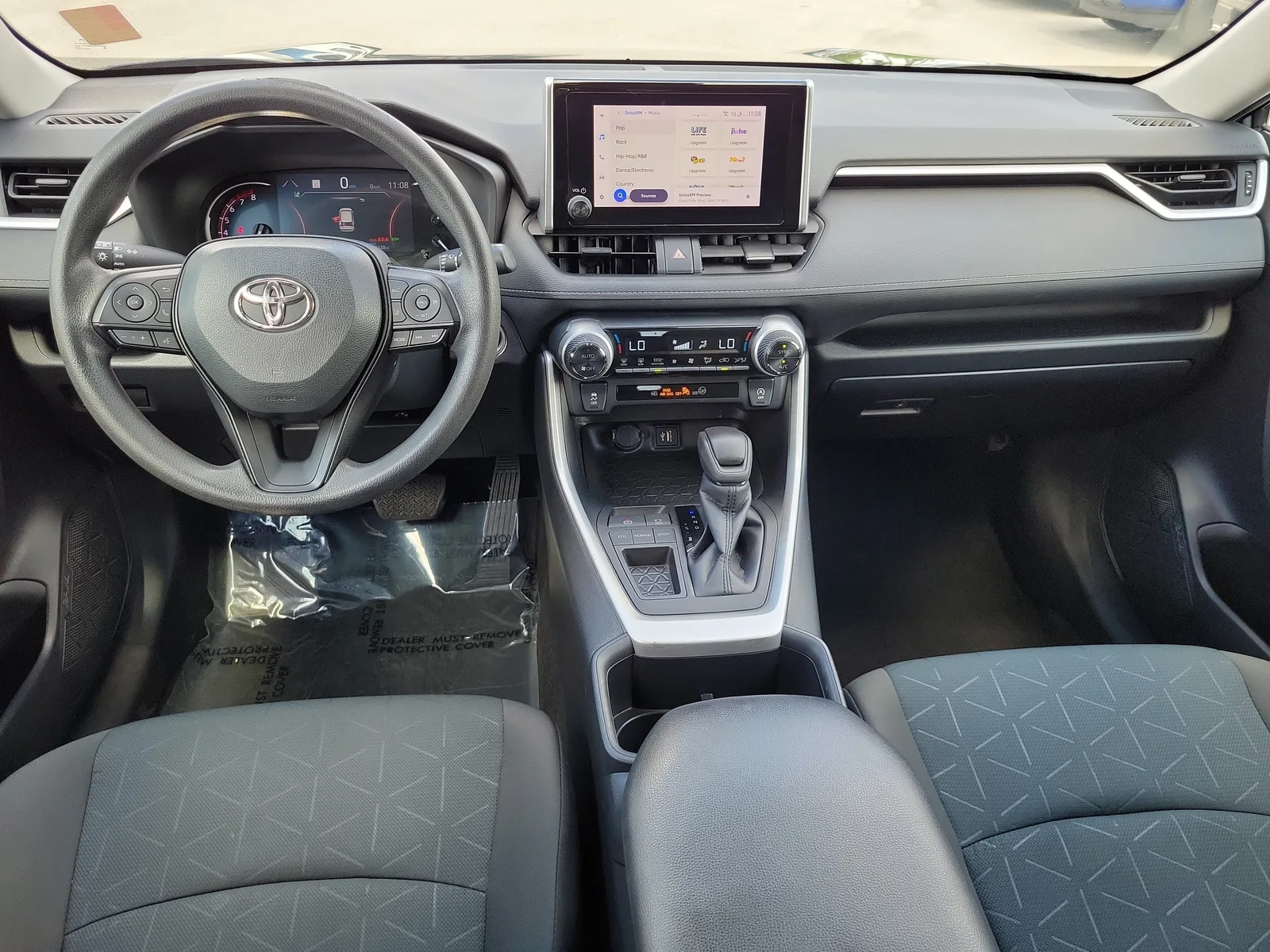 2023 Toyota RAV4 XLE photo 15
