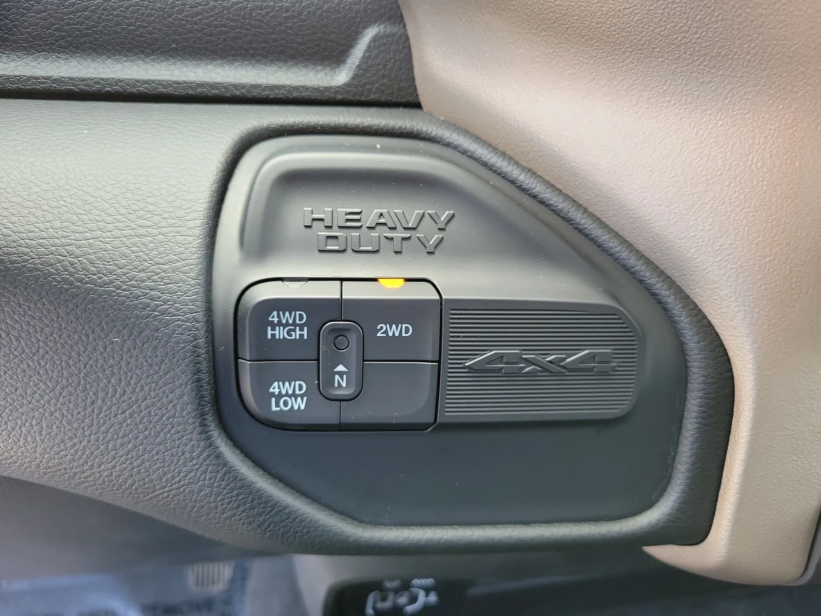 2024 RAM 2500 Laramie 4WD Diesel photo 23