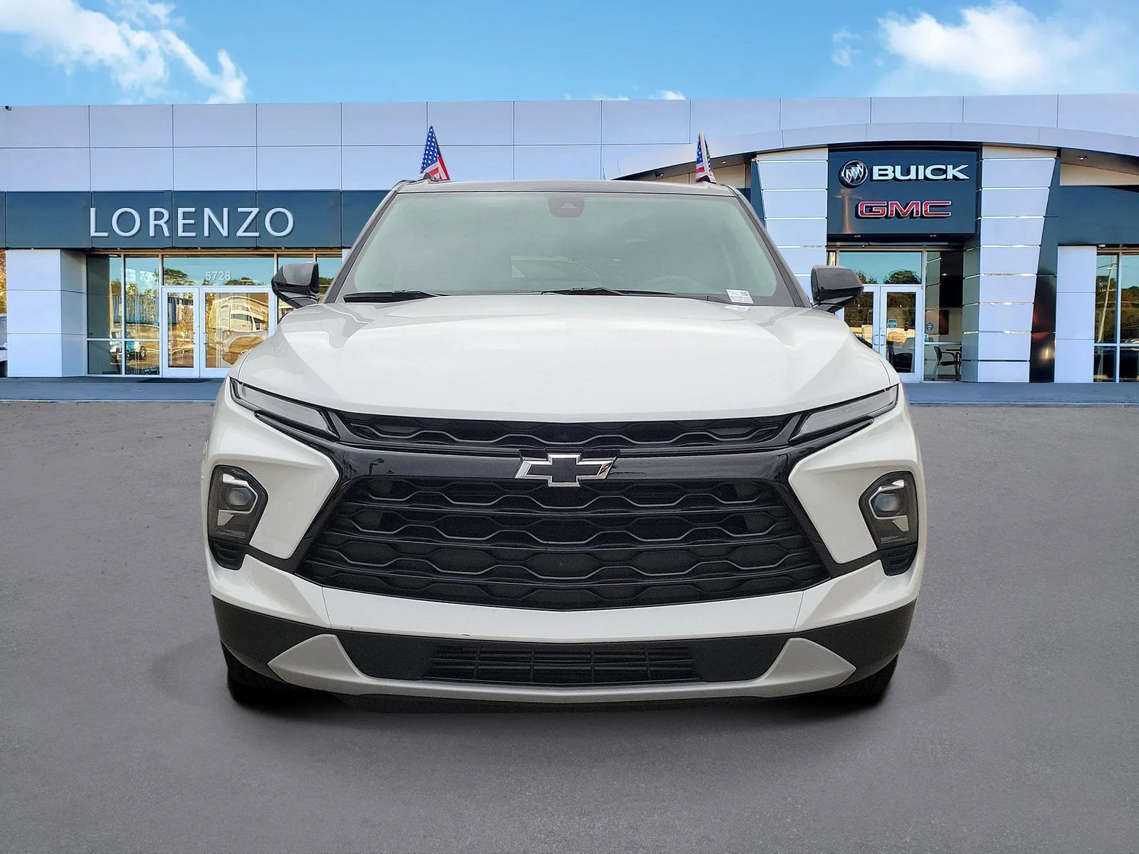 2024 Chevrolet Blazer 2LT photo 2