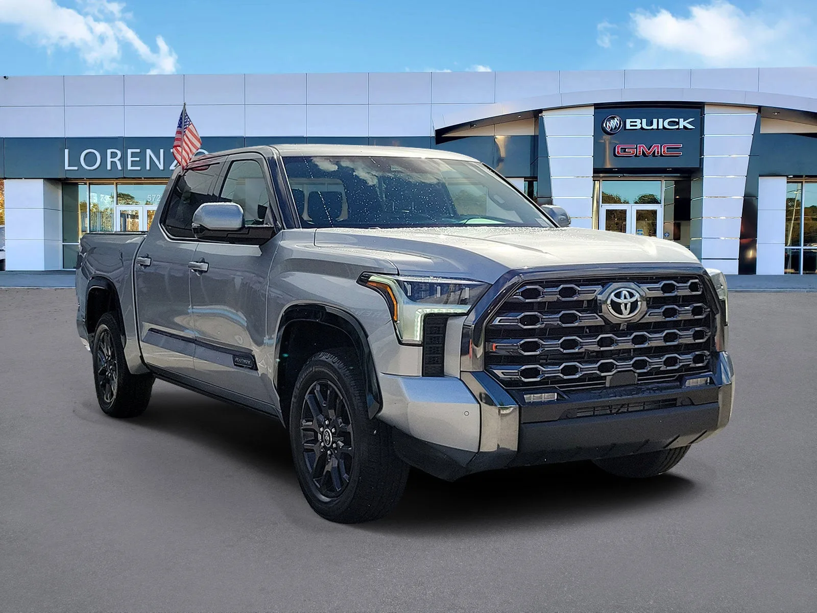 2023 Toyota Tundra 4WD Platinum photo 3