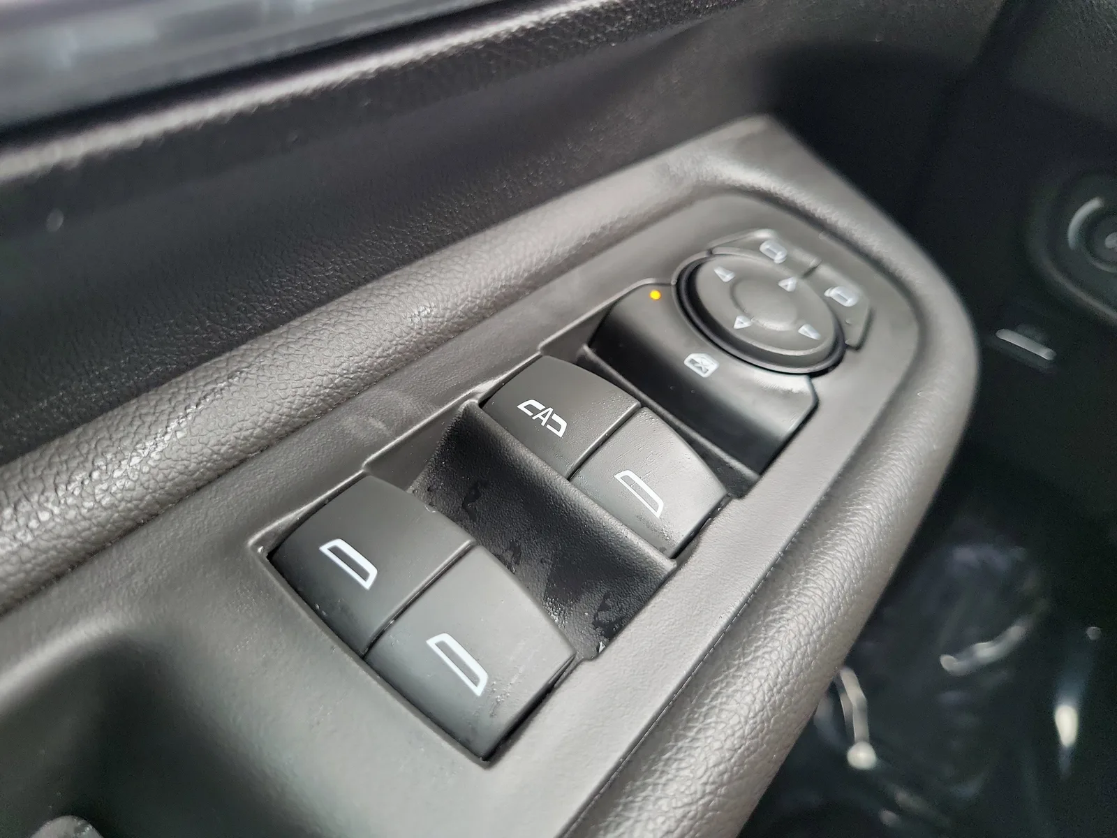 2023 GMC Terrain SLE photo 22
