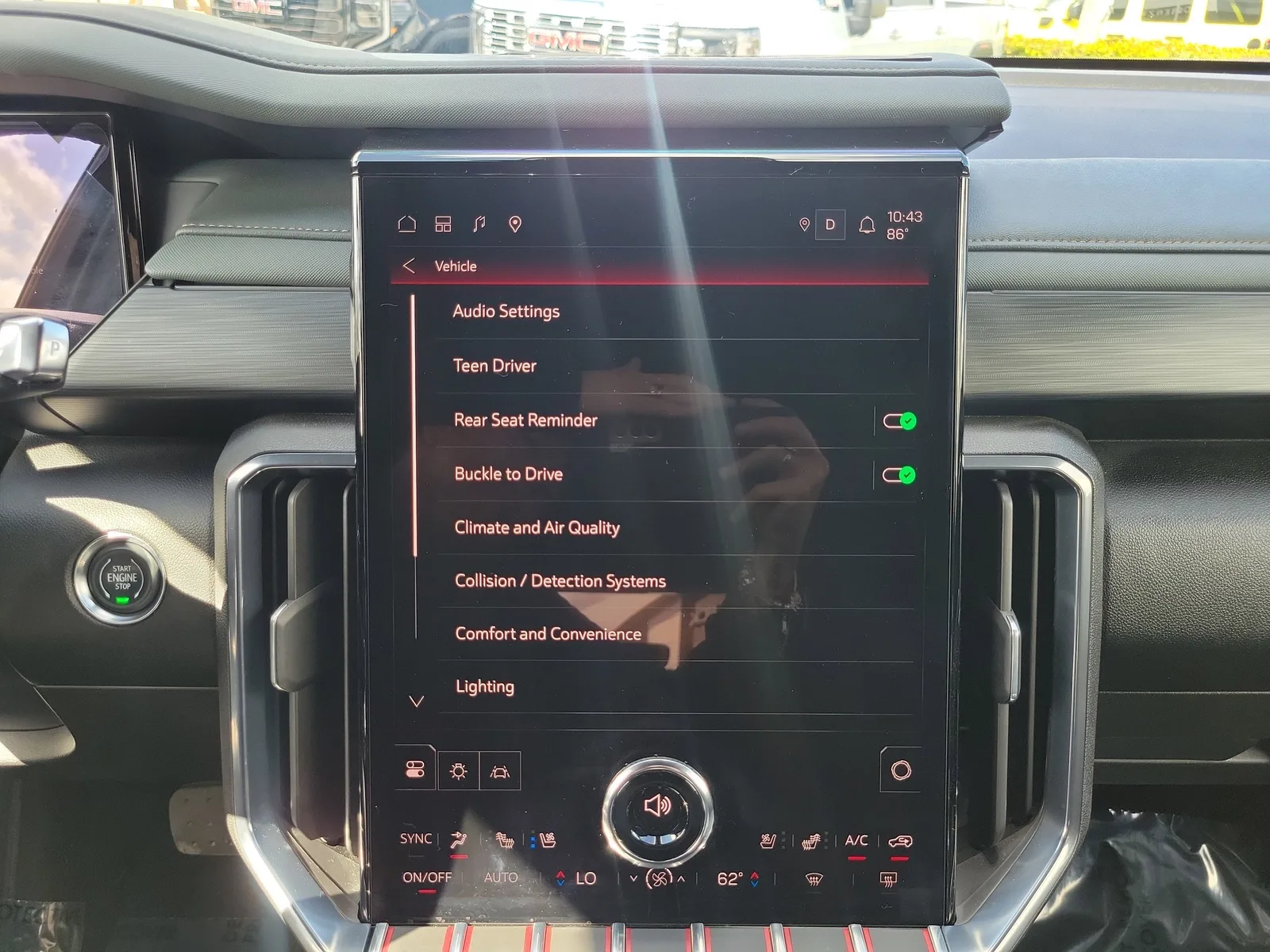2024 GMC Acadia AT4 photo 25