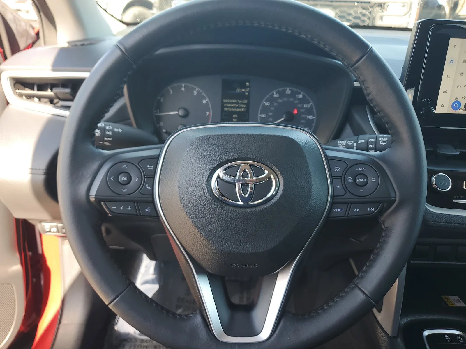 2023 Toyota Corolla Cross LE photo 19