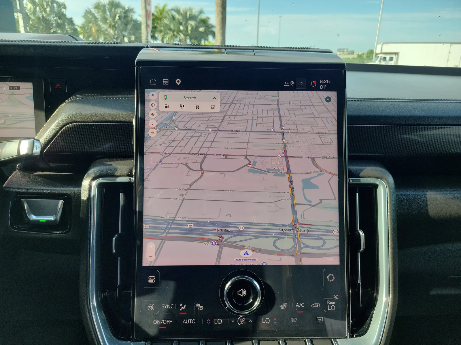2025 GMC Yukon Elevation photo 24