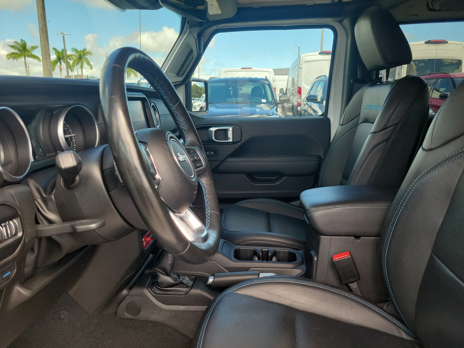 2022 Jeep Wrangler 4xe Unlimited Rubicon photo 11