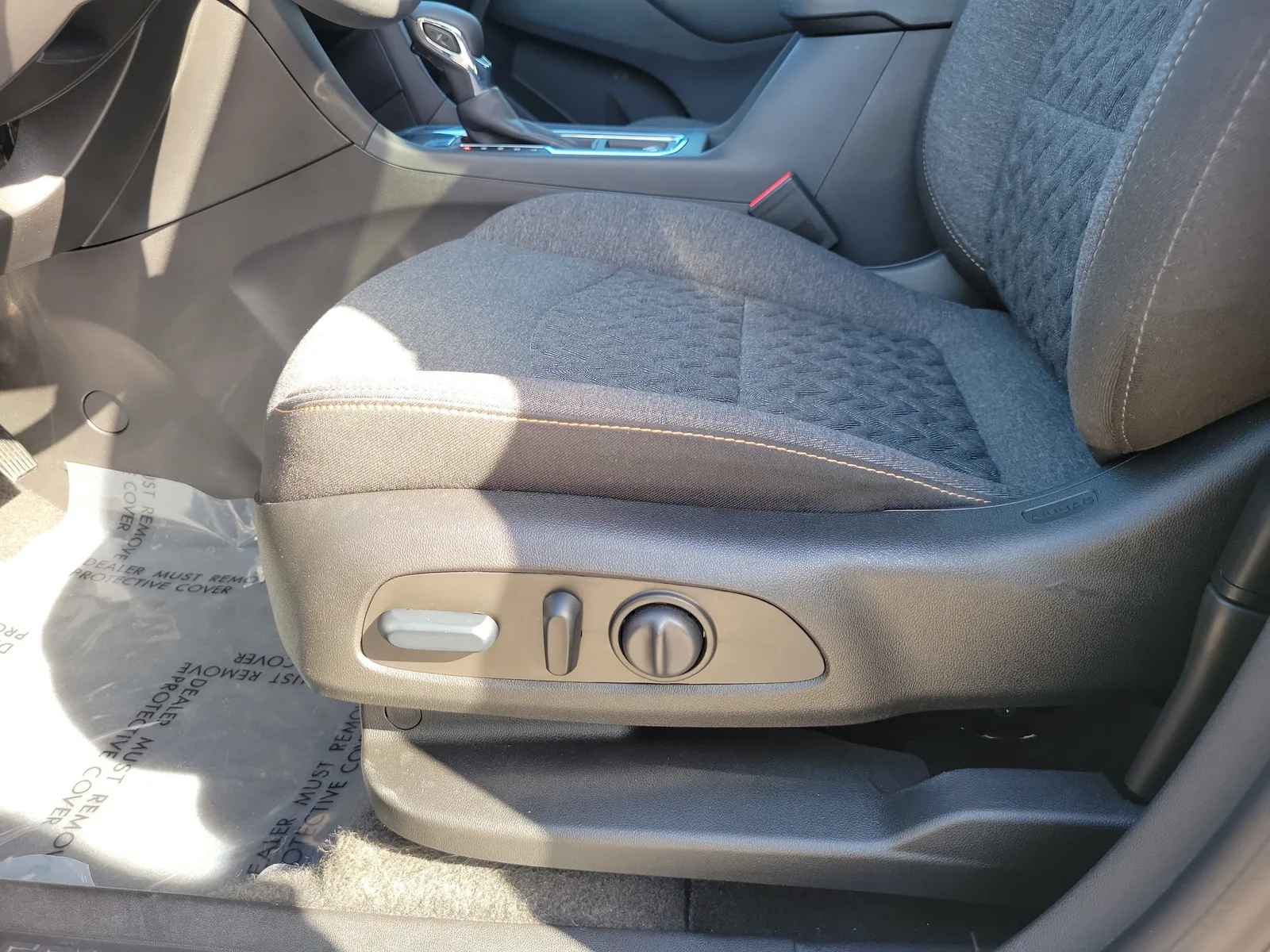 2024 Chevrolet Equinox LT photo 12