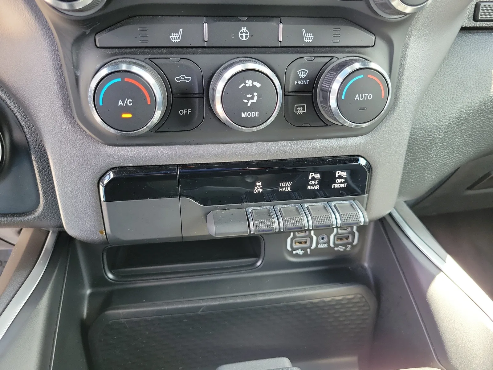 2022 RAM 1500 Big Horn photo 24