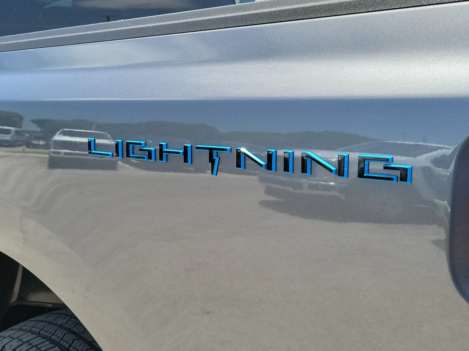 2025 Ford F-150 Lightning XLT 4WD photo 10