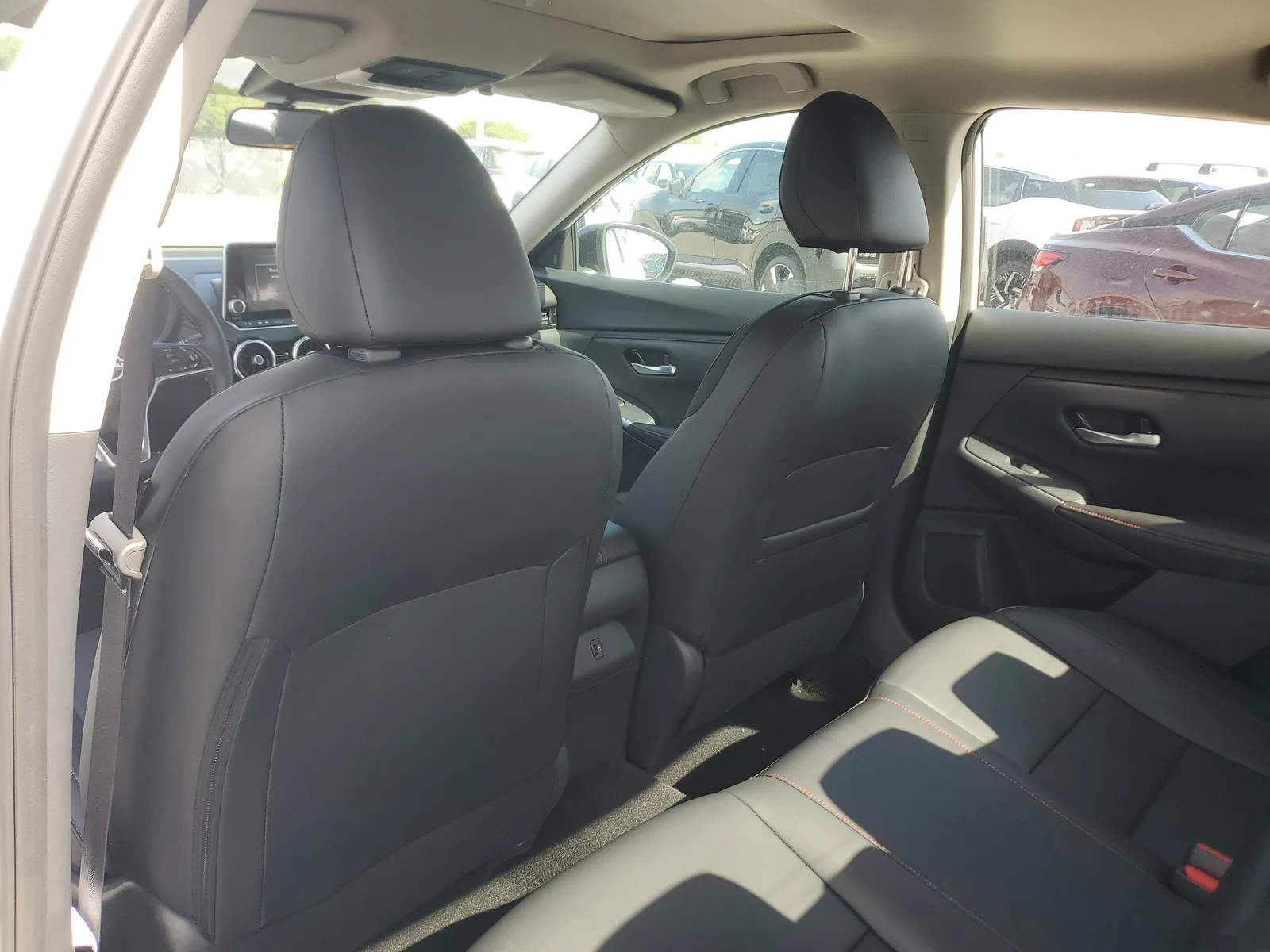 2025 Nissan Sentra SR photo 11