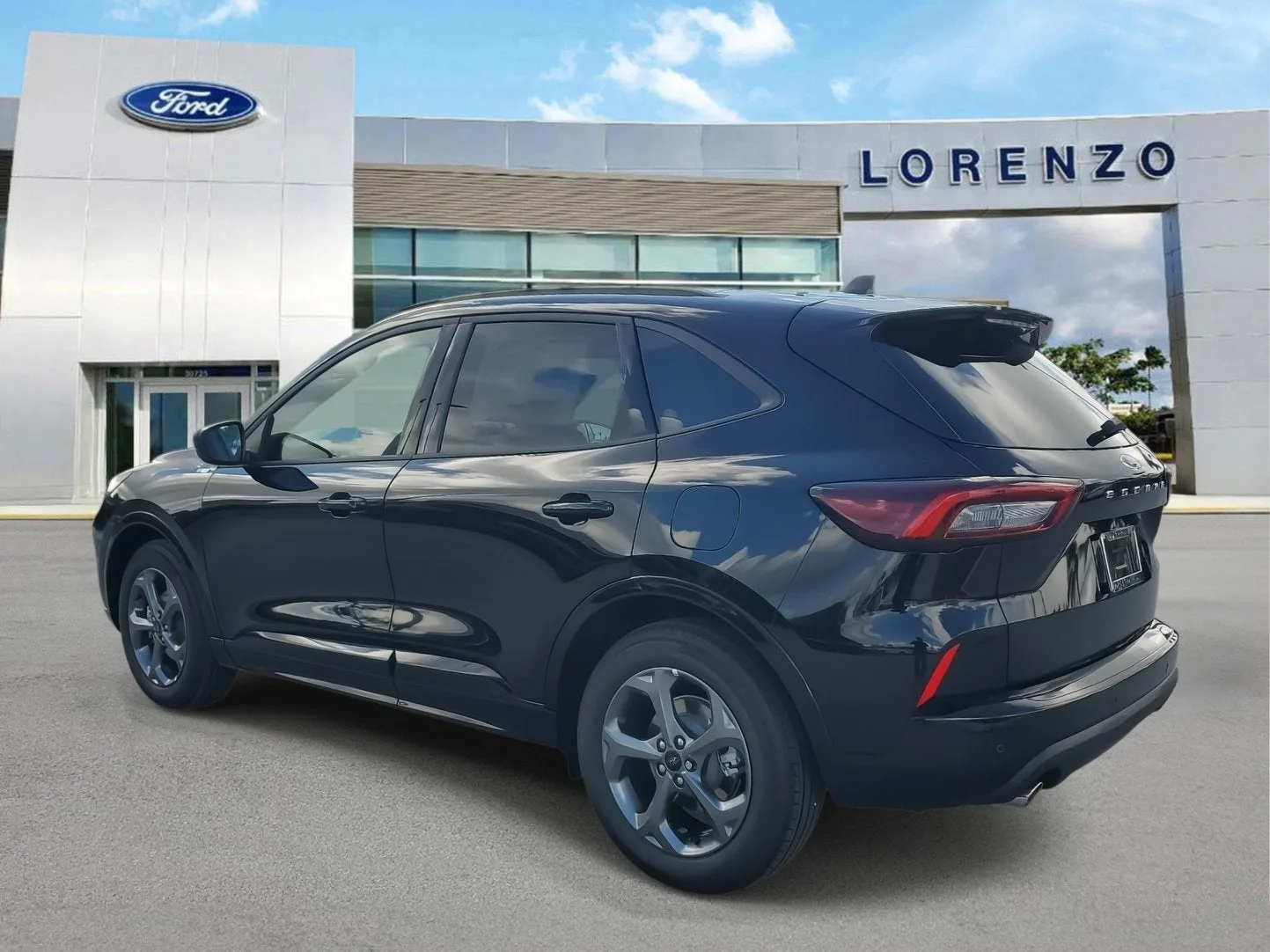 2024 Ford Escape ST-Line photo 6