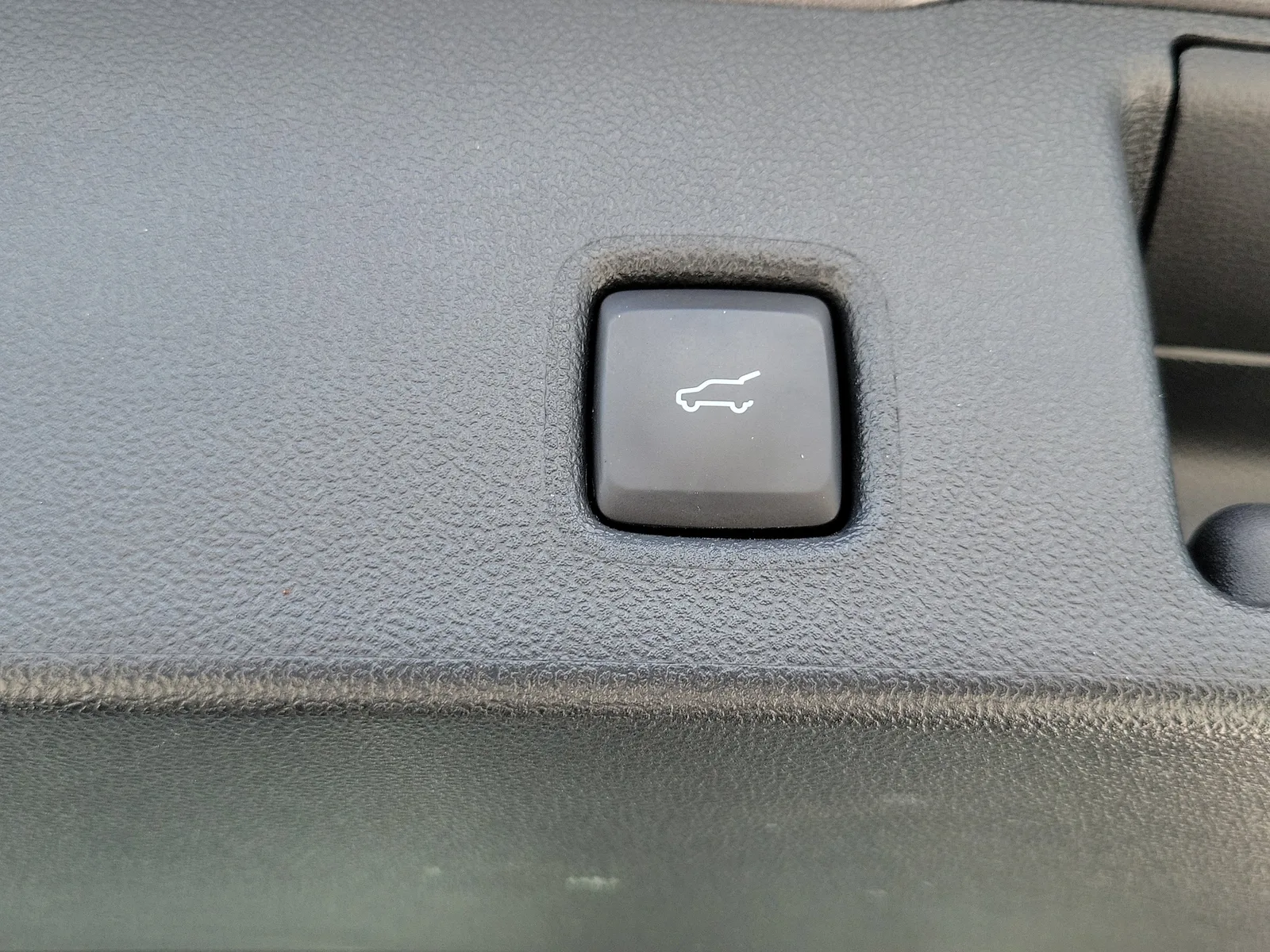 2024 Ford Escape ST-Line photo 16