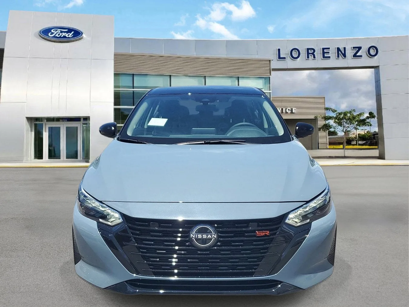2025 Nissan Sentra SR photo 2