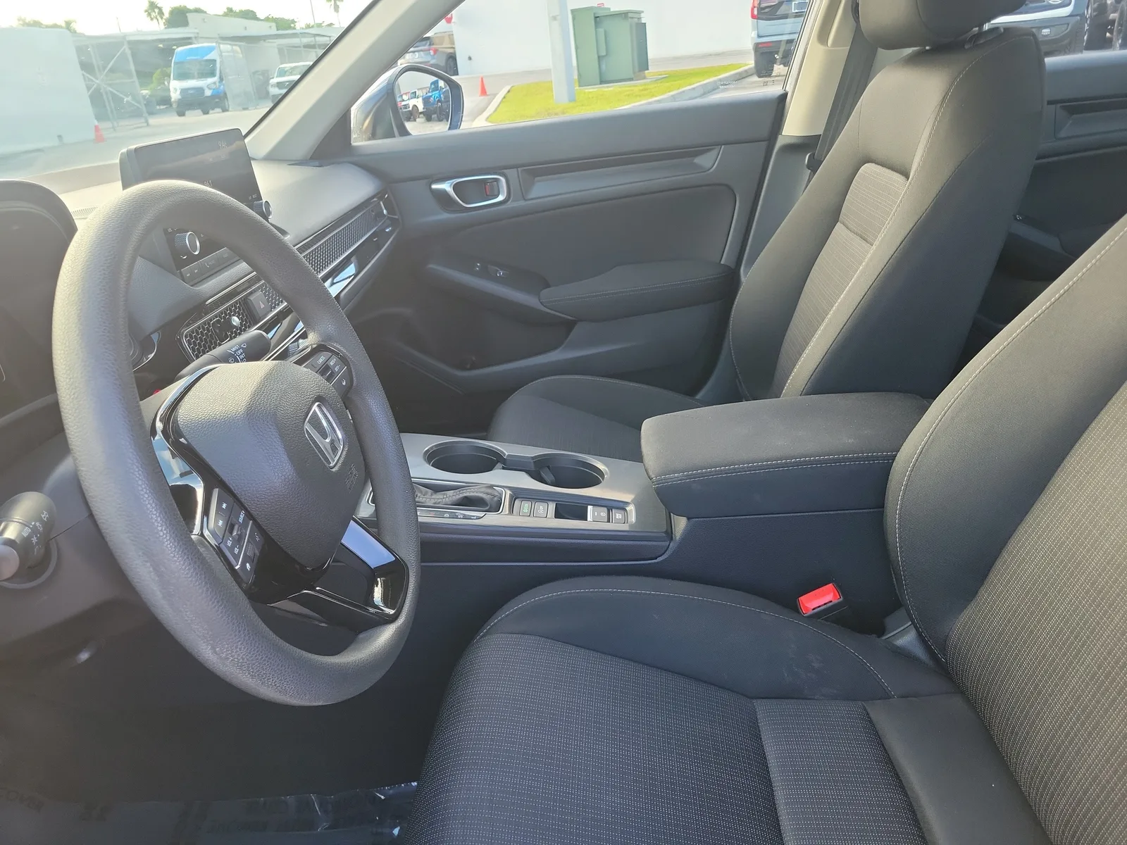 2025 Honda Civic Sedan LX photo 11