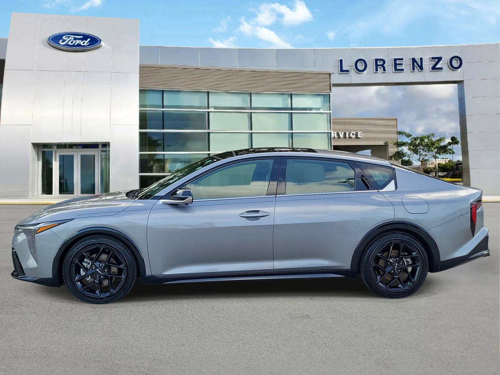 2025 Kia K4 GT-Line Turbo photo 8