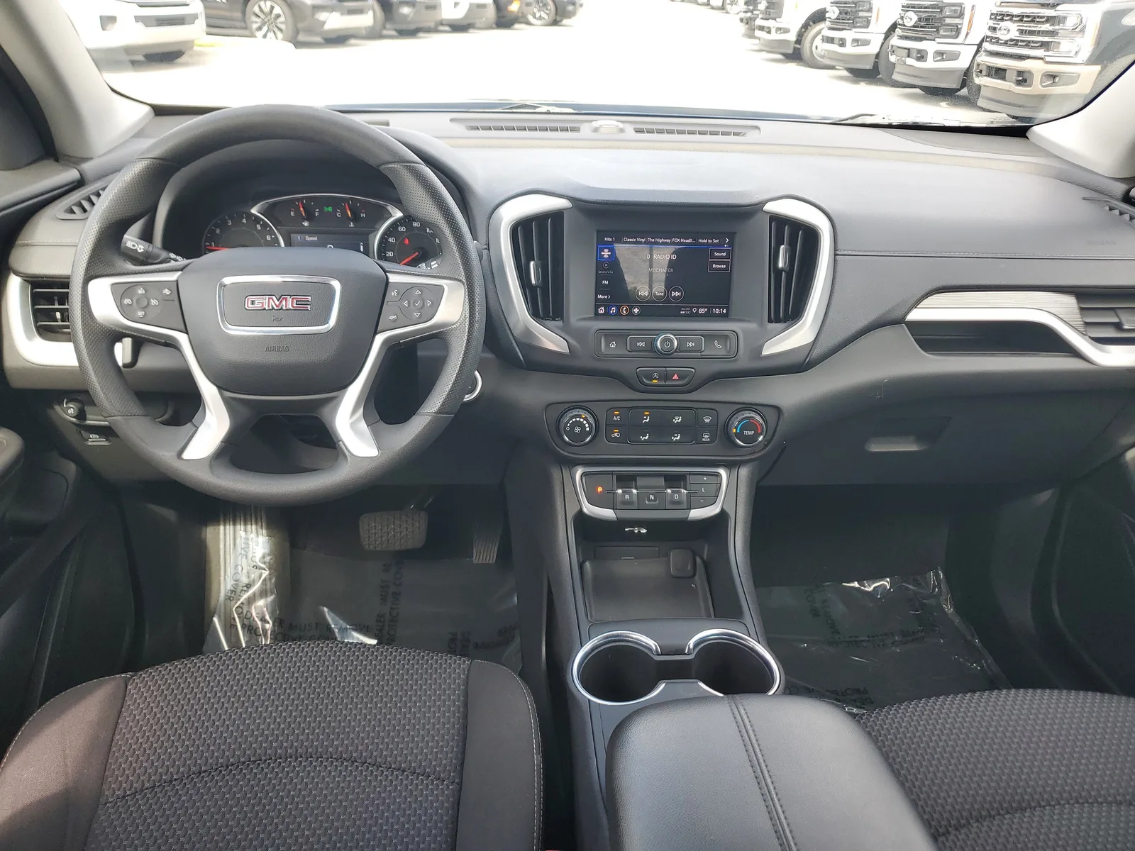 2024 GMC Terrain SLE photo 14