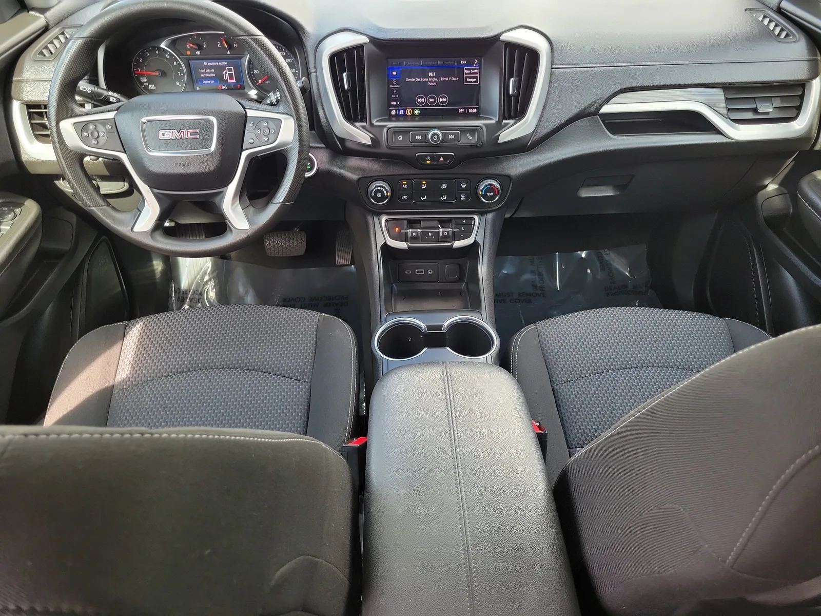 2023 GMC Terrain SLE photo 16