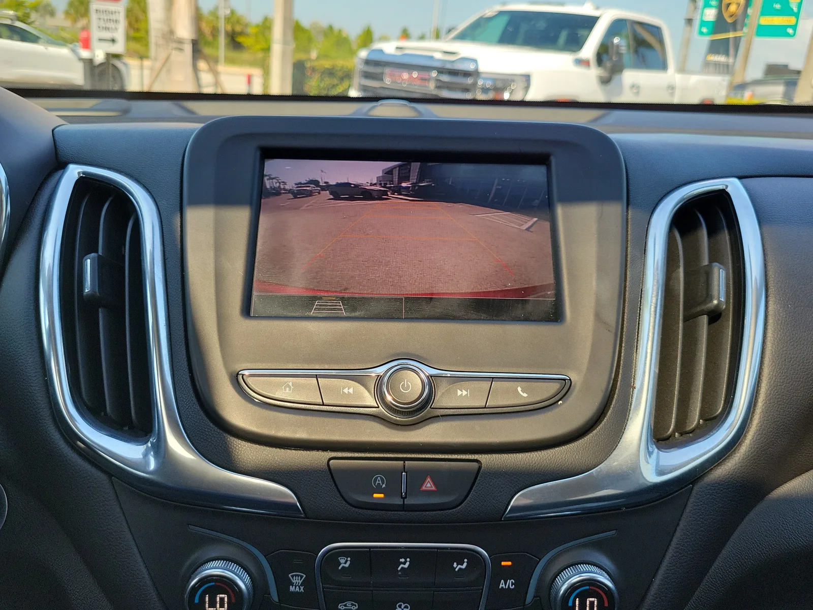 2023 Chevrolet Equinox LT photo 29