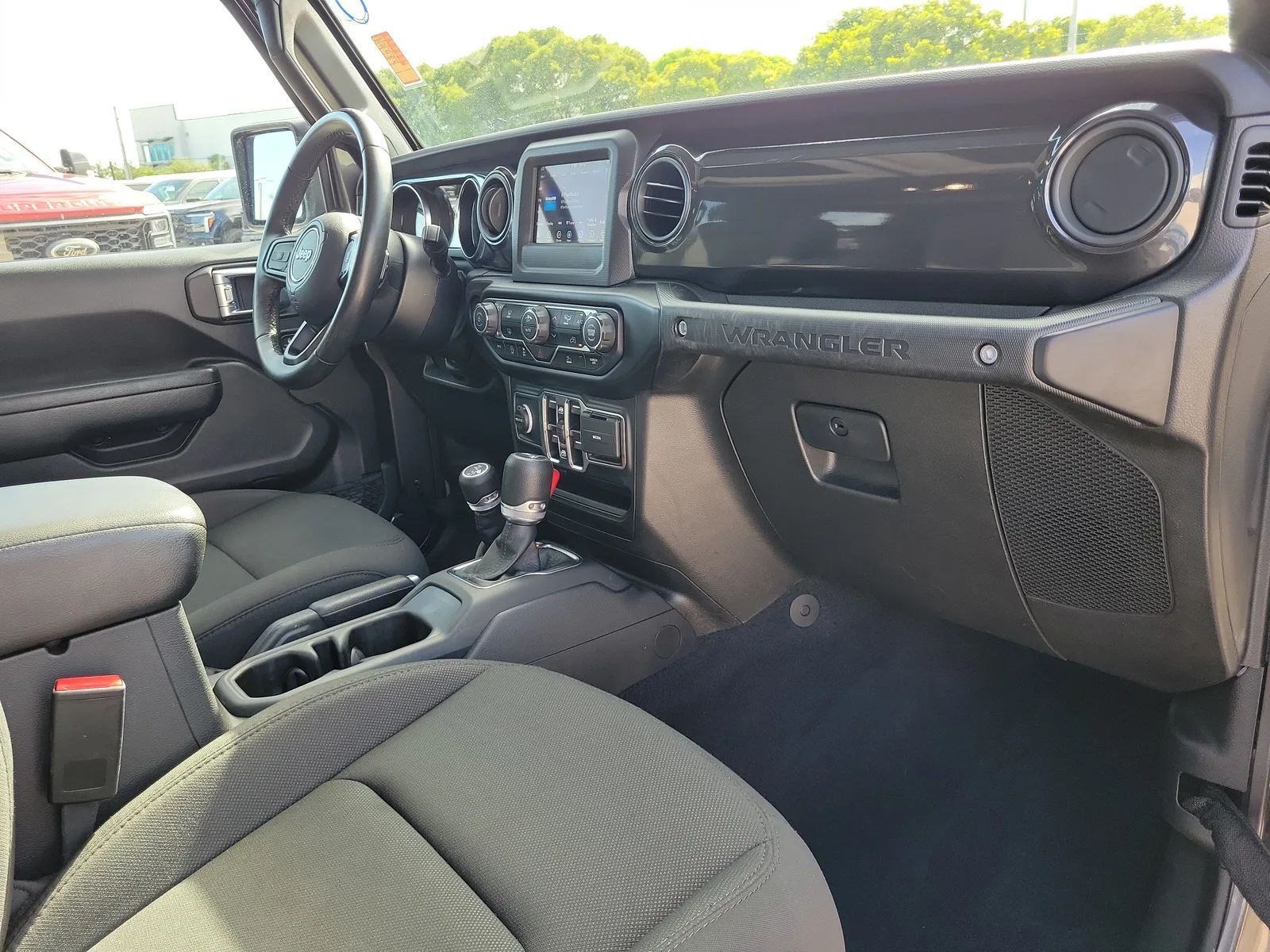 2022 Jeep Wrangler Unlimited Sport Altitude 4WD photo 18